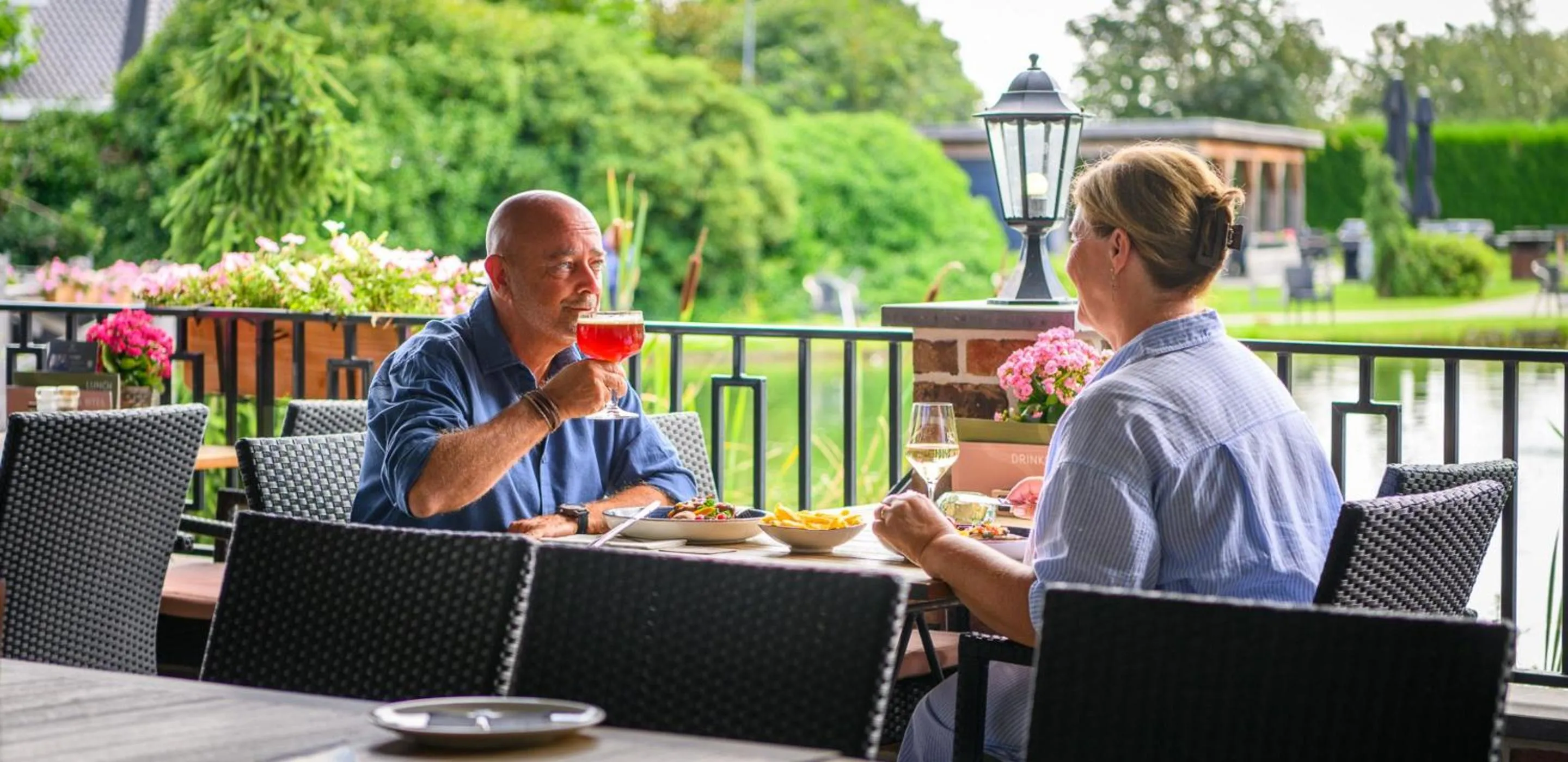 Restaurant/places to eat in Maashof