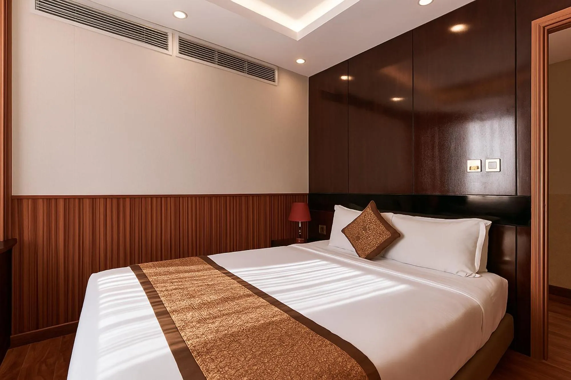 Bed in Mercury Boutique Hotel