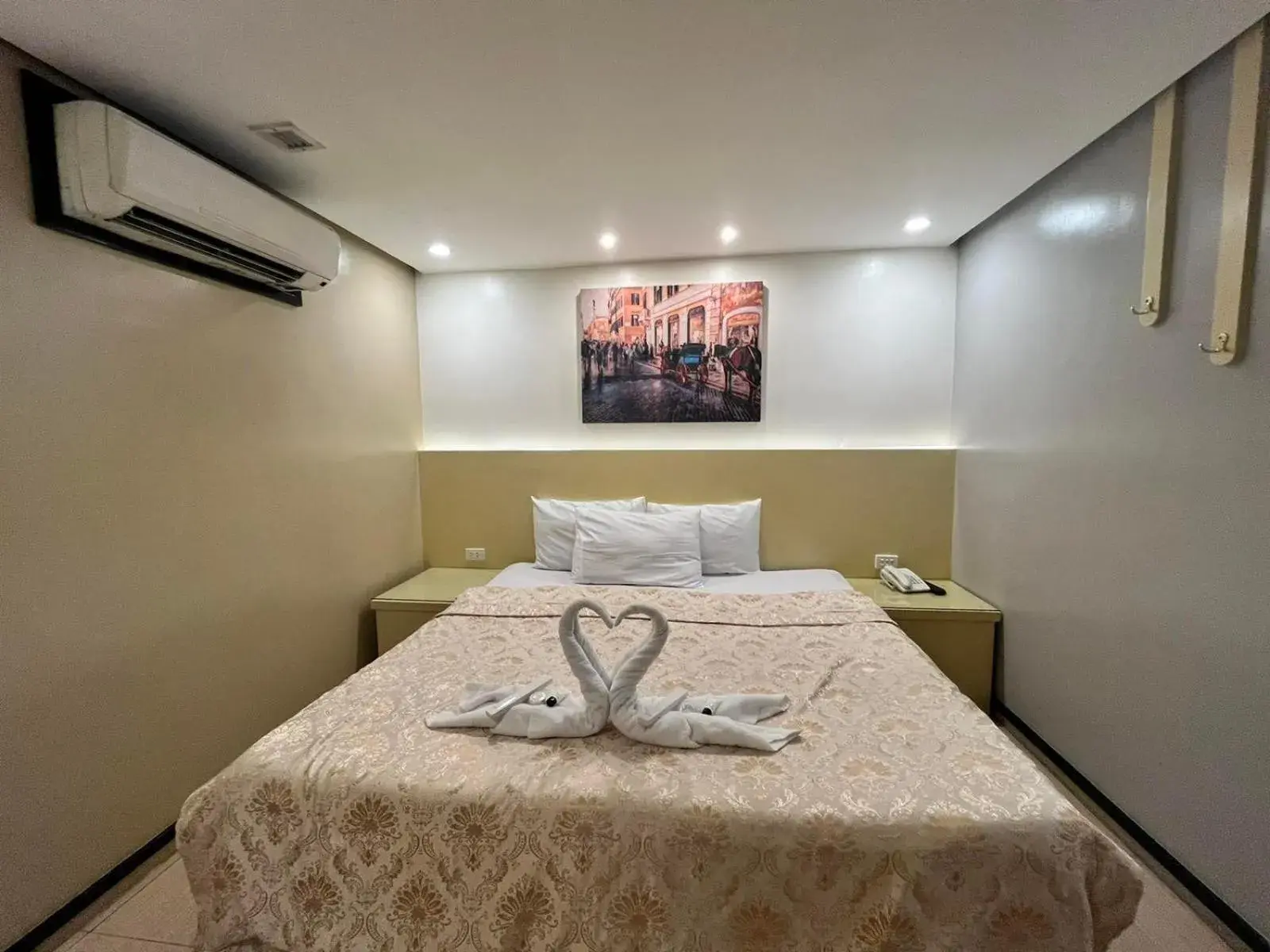 Bed in Eurotel Baguio Bed in Eurotel Baguio