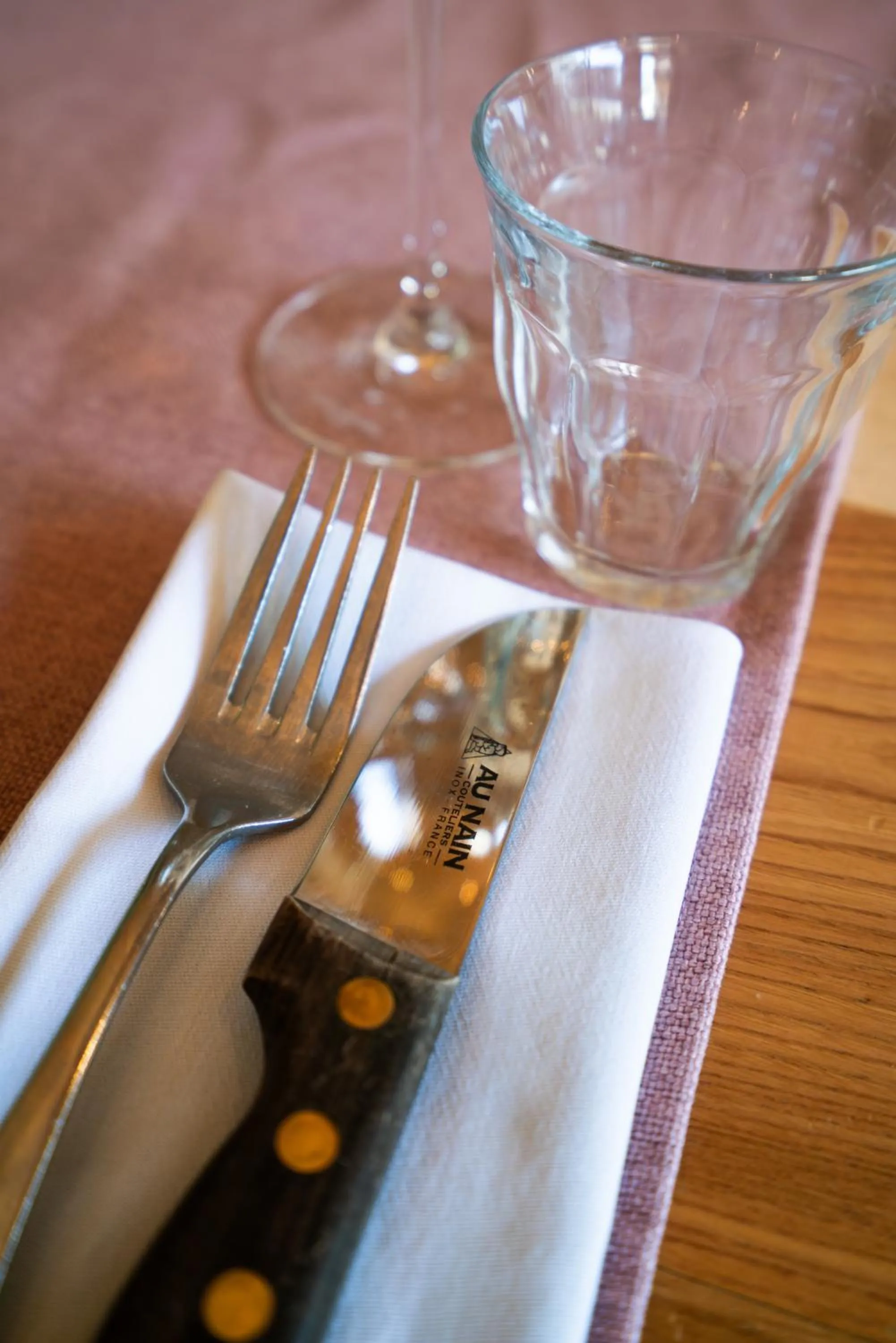 Restaurant/places to eat in Chamois Lodge