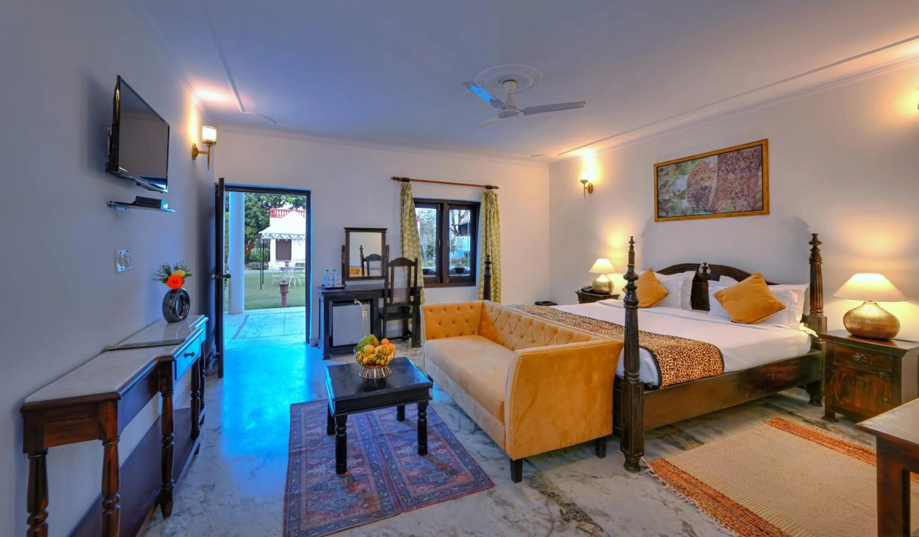 Tiger Den Resort