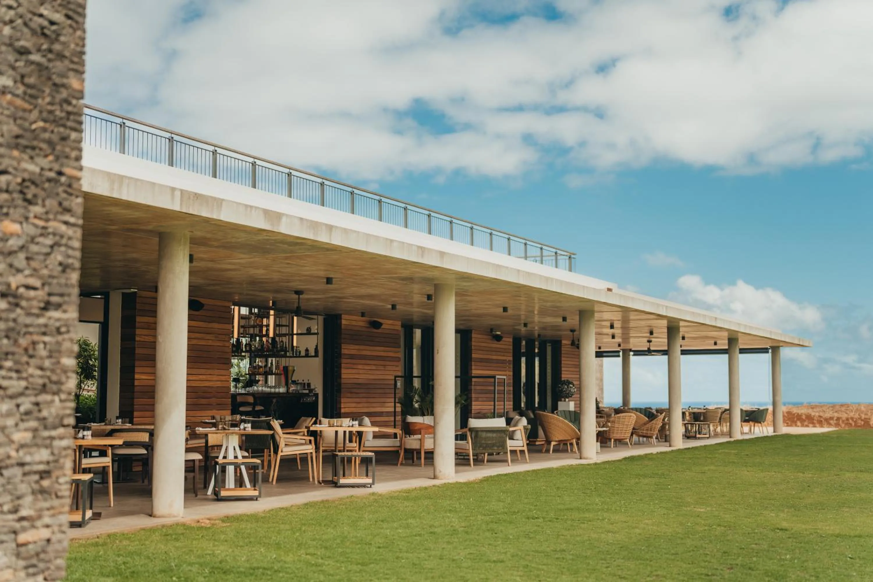 Restaurant/places to eat in Heritage The Villas