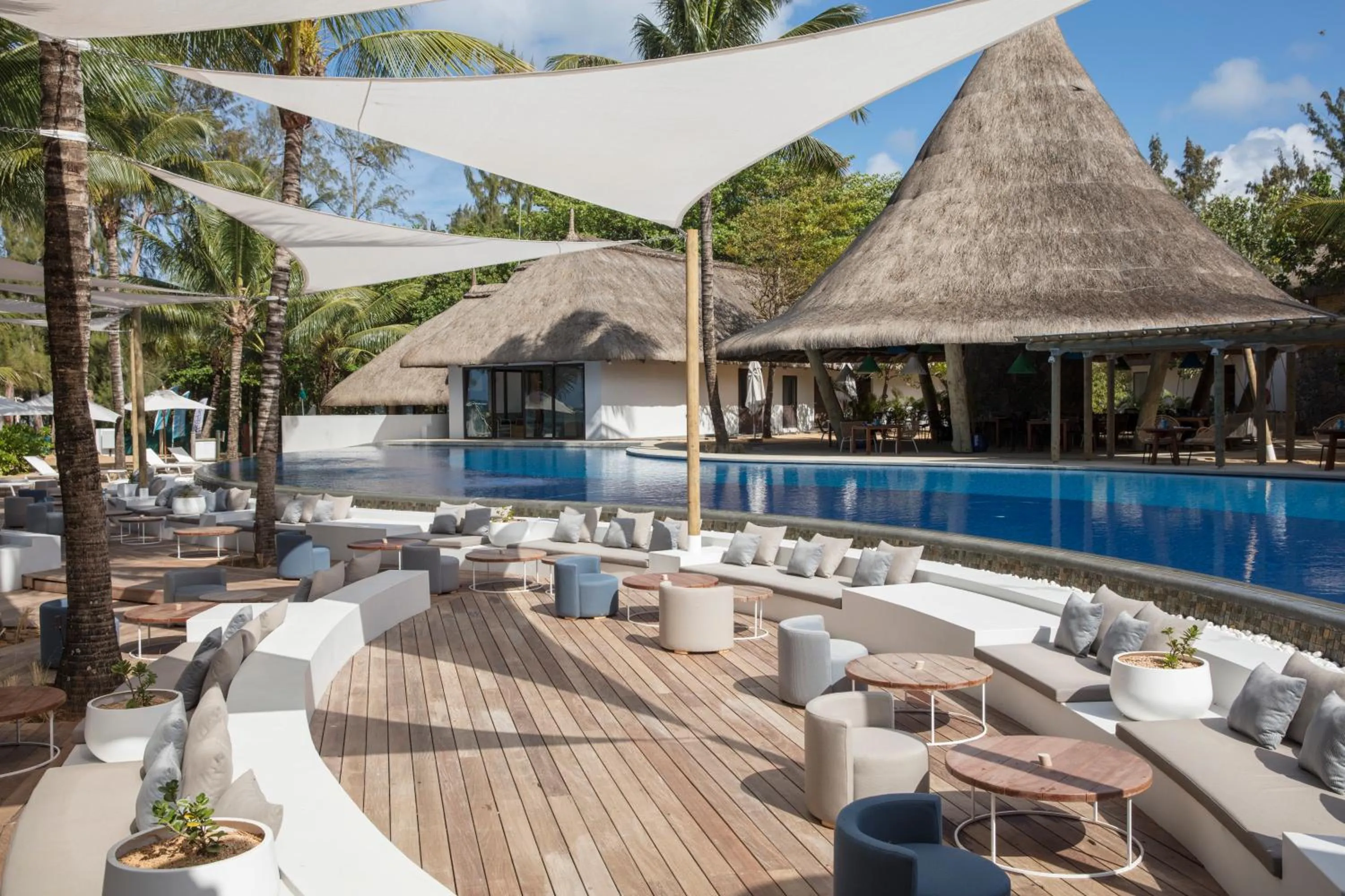 Restaurant/places to eat in Heritage The Villas