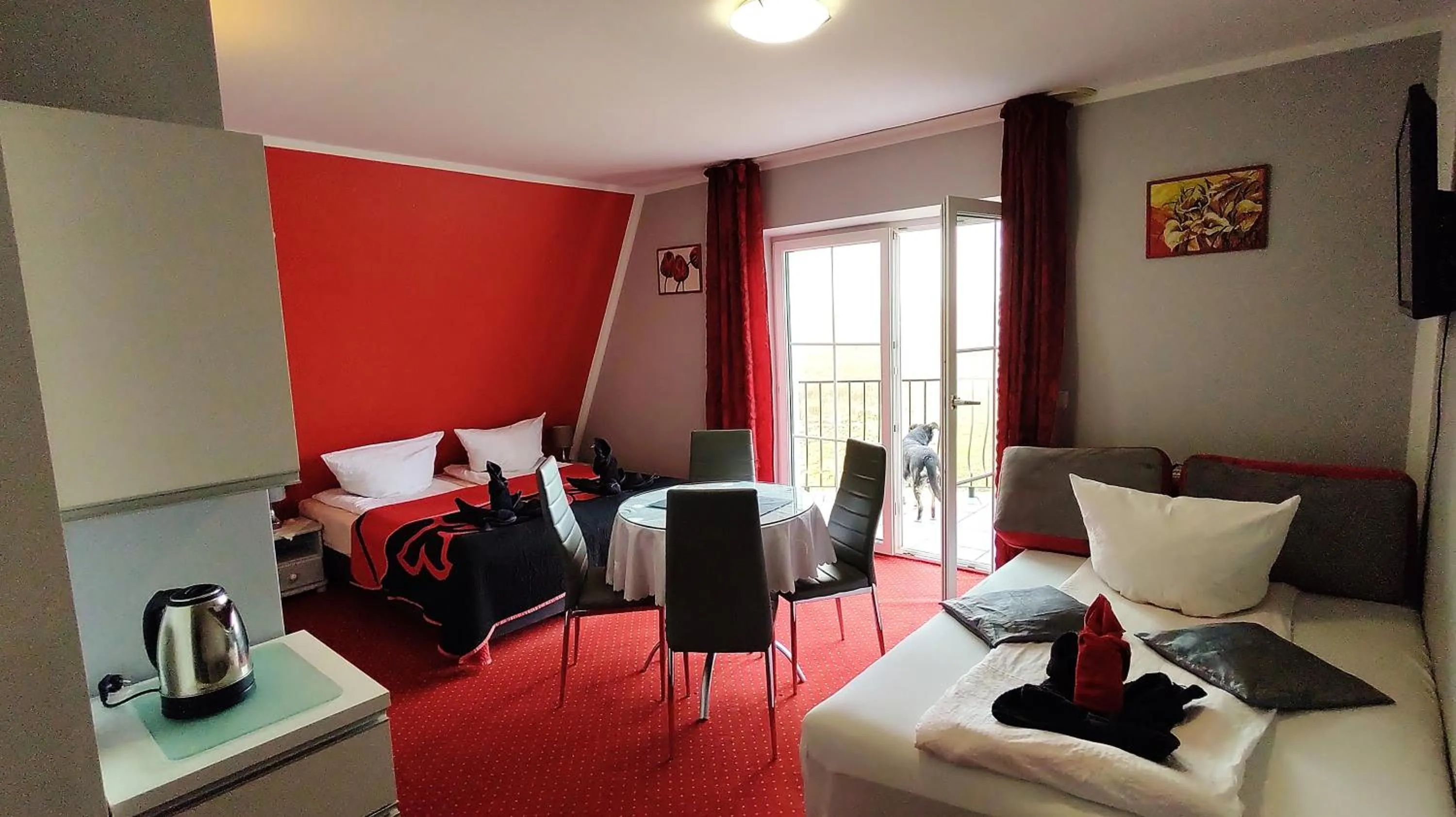 Photo of the whole room in Willa Cyklada, grill, śniadania, jezioro,przystań,tawerna-200m, park linowy-400m, centrum,aquapark-900m