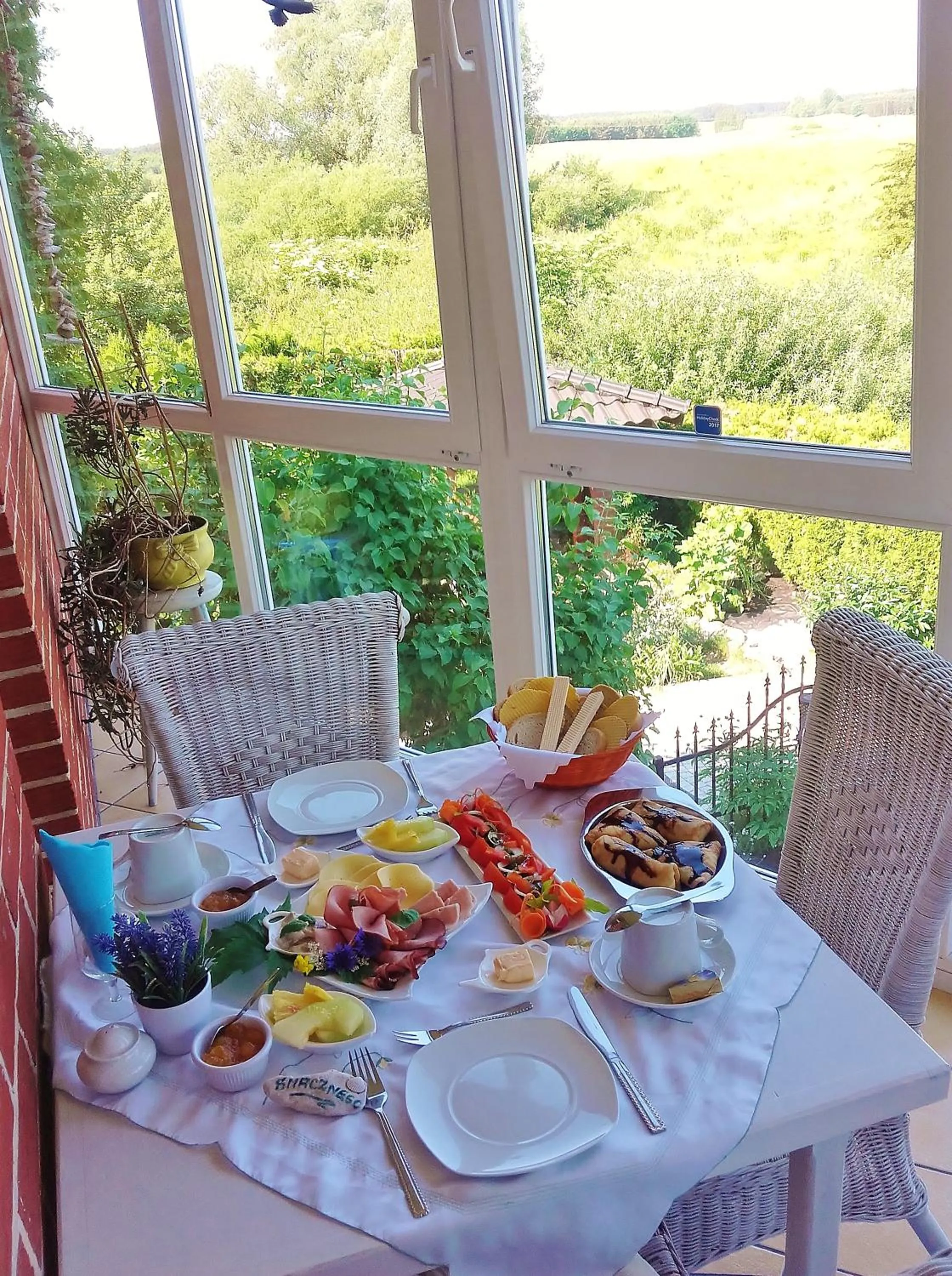 Continental breakfast in Willa Cyklada, grill, śniadania, jezioro,przystań,tawerna-200m, park linowy-400m, centrum,aquapark-900m