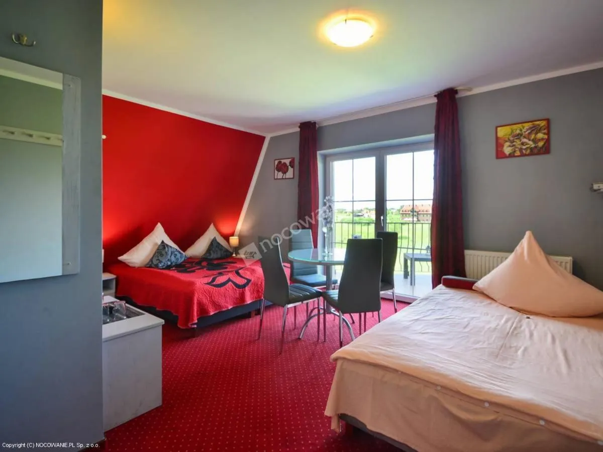 Photo of the whole room, Bed in Willa Cyklada, grill, śniadania, jezioro,przystań,tawerna-200m, park linowy-400m, centrum,aquapark-900m