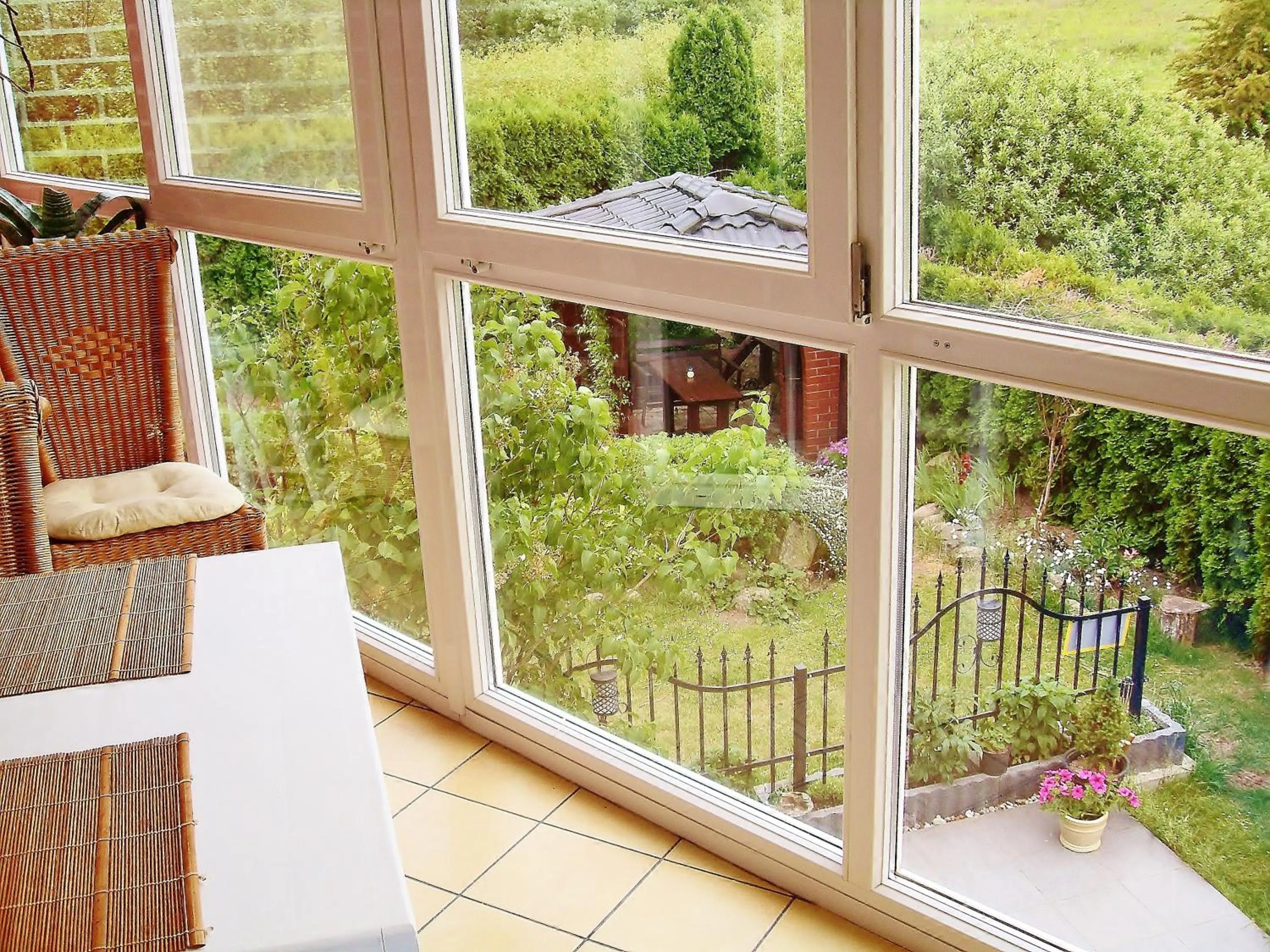 Balcony/Terrace in Willa Cyklada, grill, śniadania, jezioro,przystań,tawerna-200m, park linowy-400m, centrum,aquapark-900m