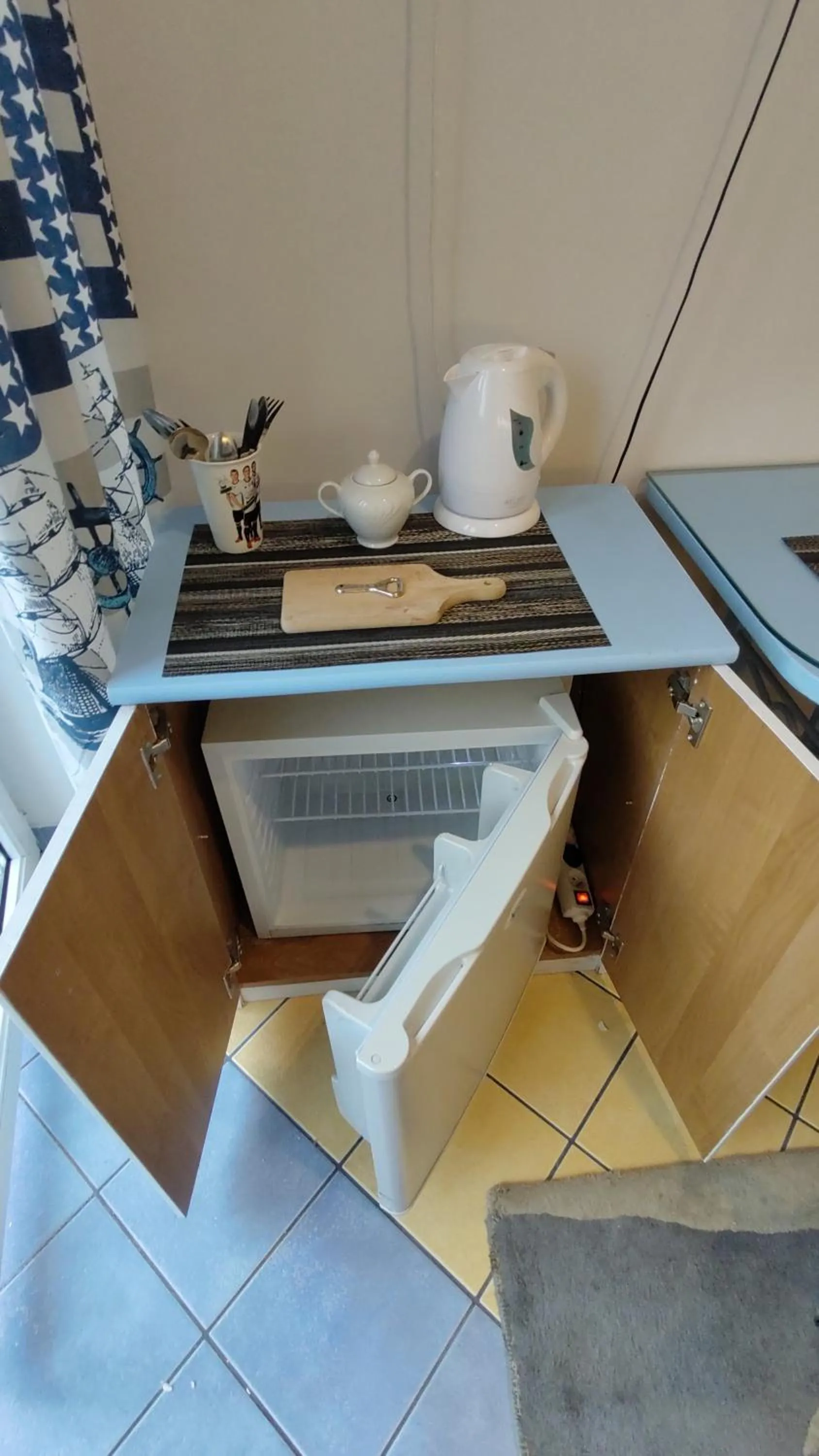 Coffee/tea facilities in Willa Cyklada, grill, śniadania, jezioro,przystań,tawerna-200m, park linowy-400m, centrum,aquapark-900m