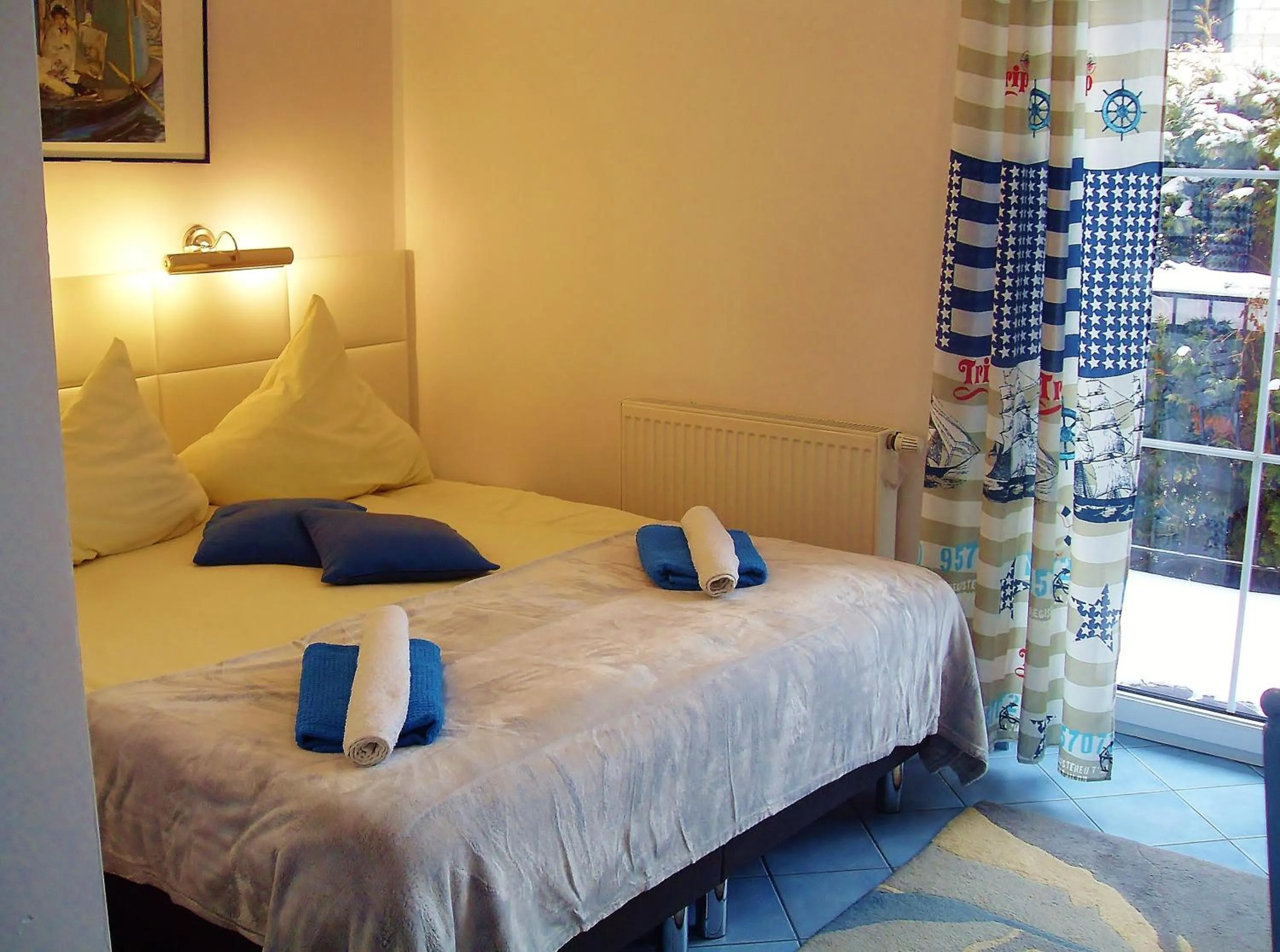 Photo of the whole room, Bed in Willa Cyklada, grill, śniadania, jezioro,przystań,tawerna-200m, park linowy-400m, centrum,aquapark-900m