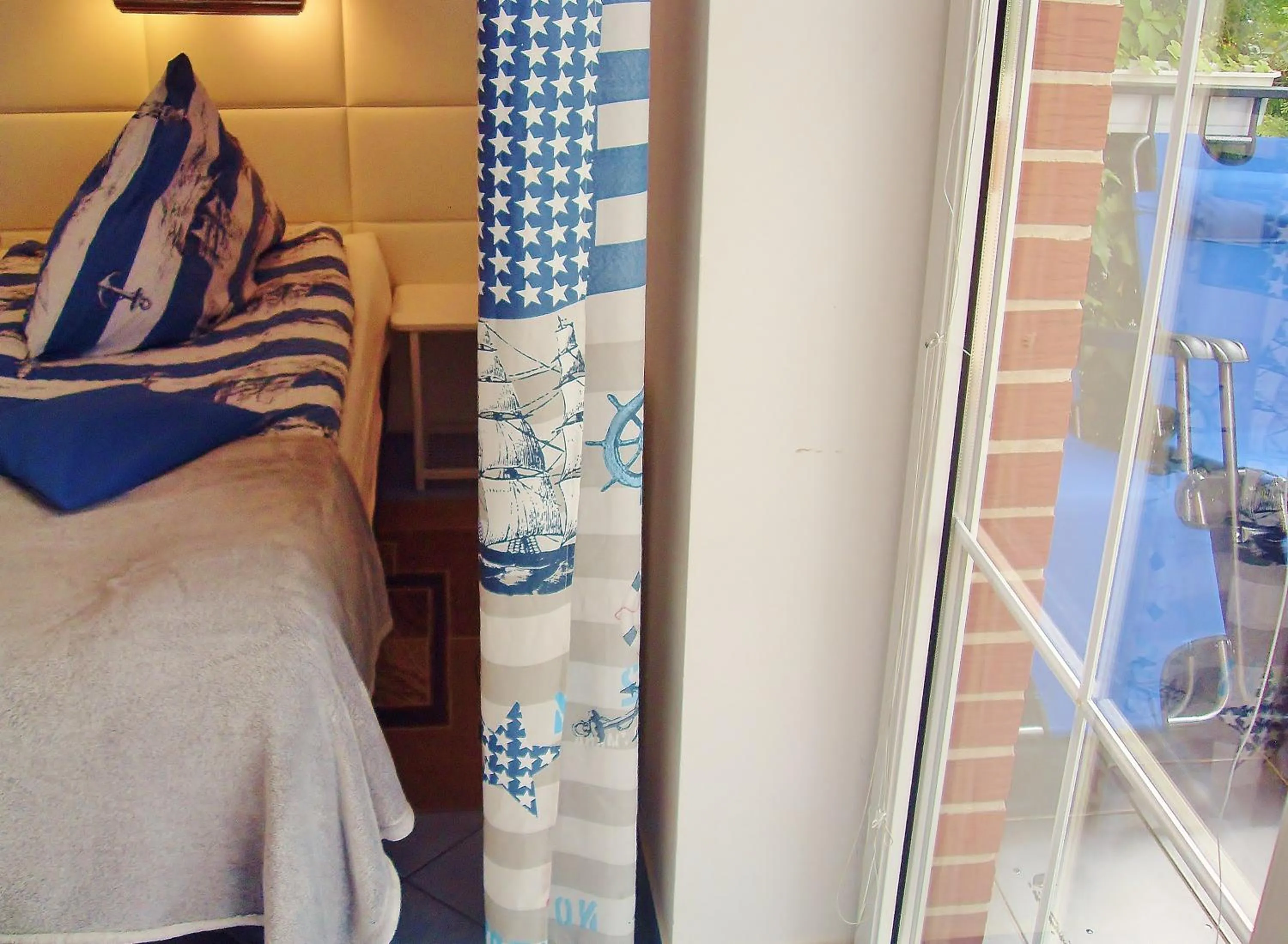 Balcony/Terrace, Bed in Willa Cyklada, grill, śniadania, jezioro,przystań,tawerna-200m, park linowy-400m, centrum,aquapark-900m