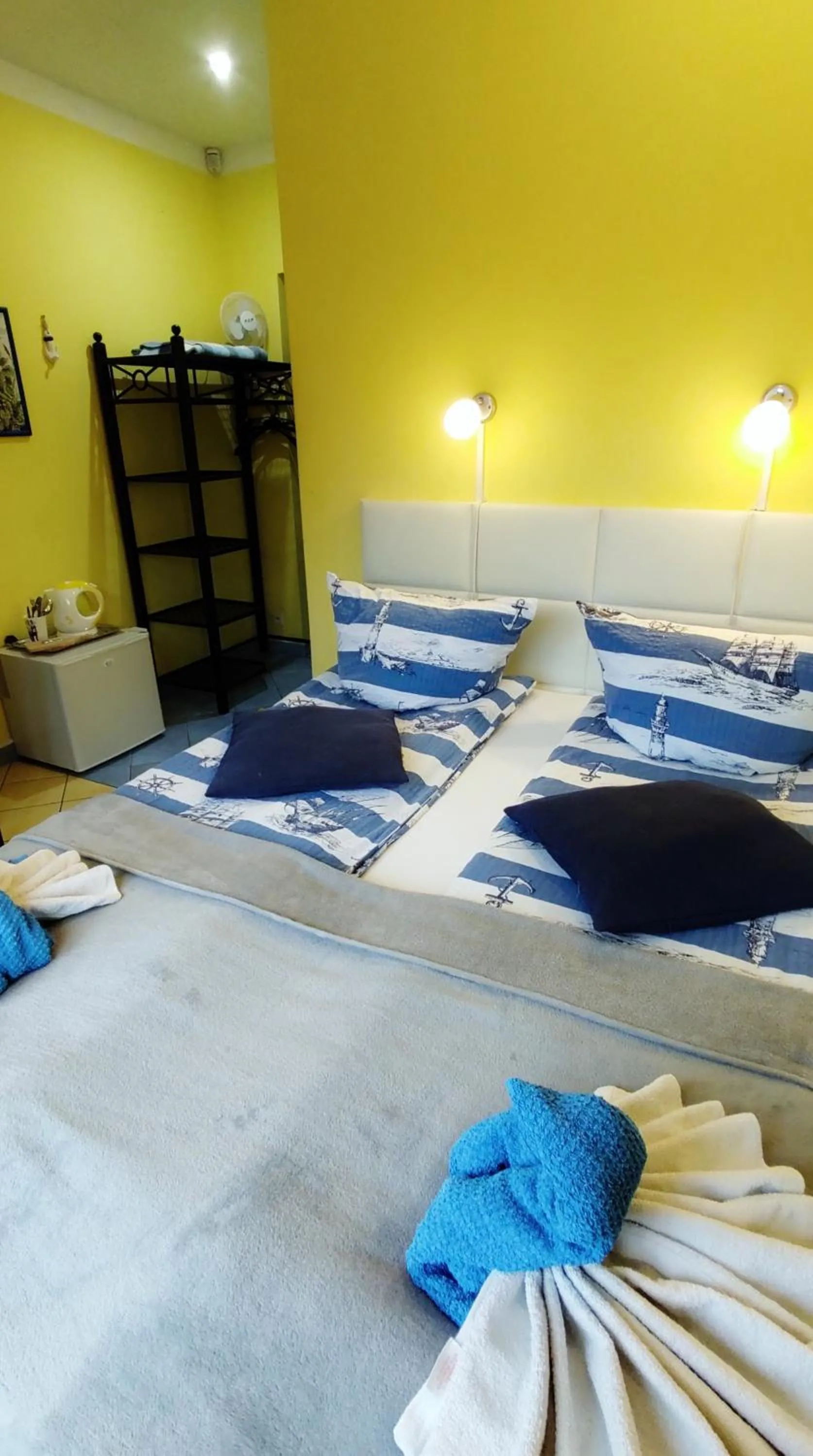 Photo of the whole room, Bed in Willa Cyklada, grill, śniadania, jezioro,przystań,tawerna-200m, park linowy-400m, centrum,aquapark-900m