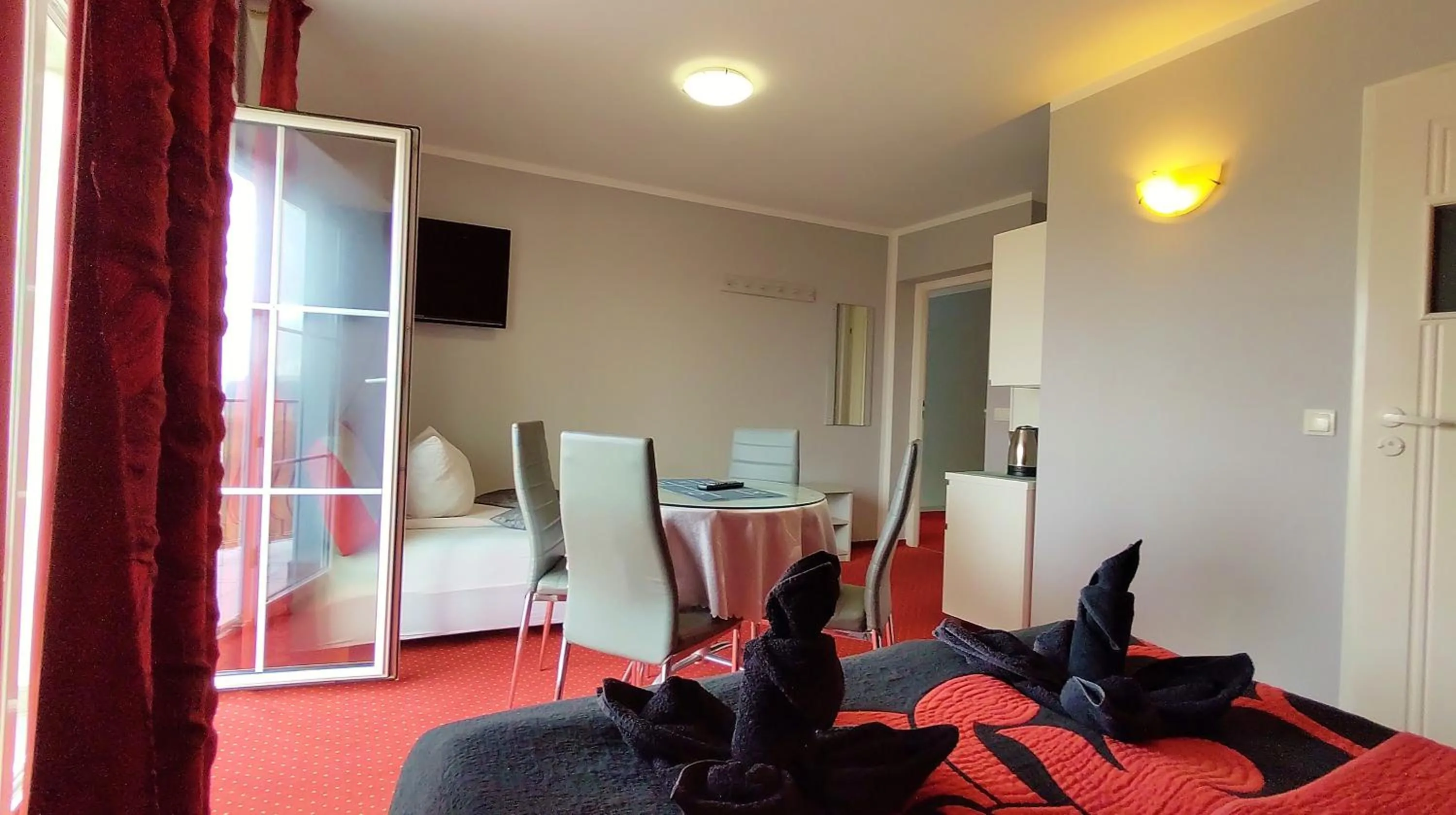 Photo of the whole room in Willa Cyklada, grill, śniadania, jezioro,przystań,tawerna-200m, park linowy-400m, centrum,aquapark-900m