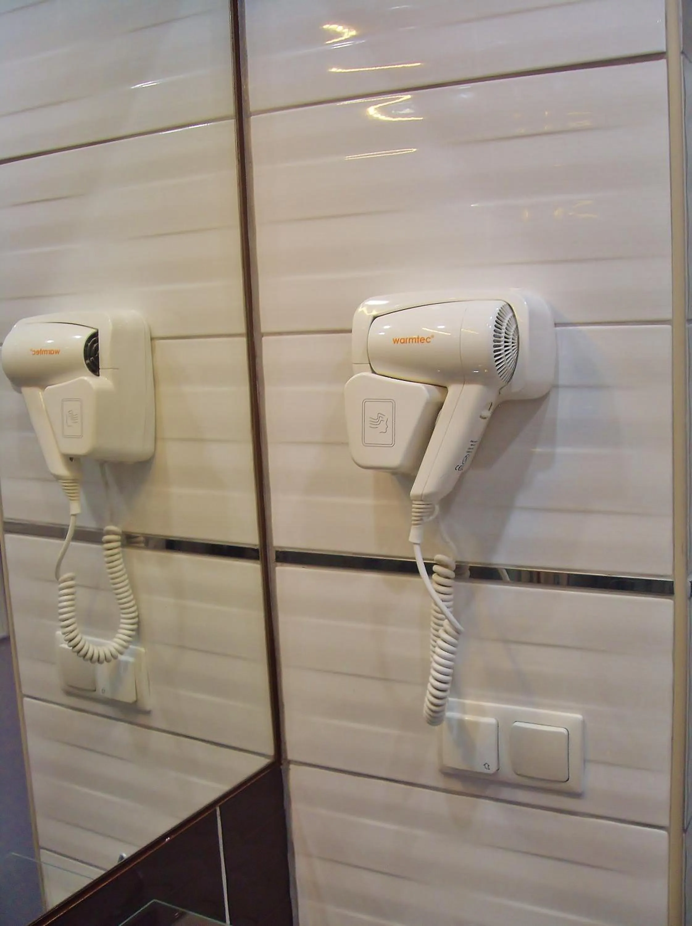 Bathroom in Willa Cyklada, grill, śniadania, jezioro,przystań,tawerna-200m, park linowy-400m, centrum,aquapark-900m