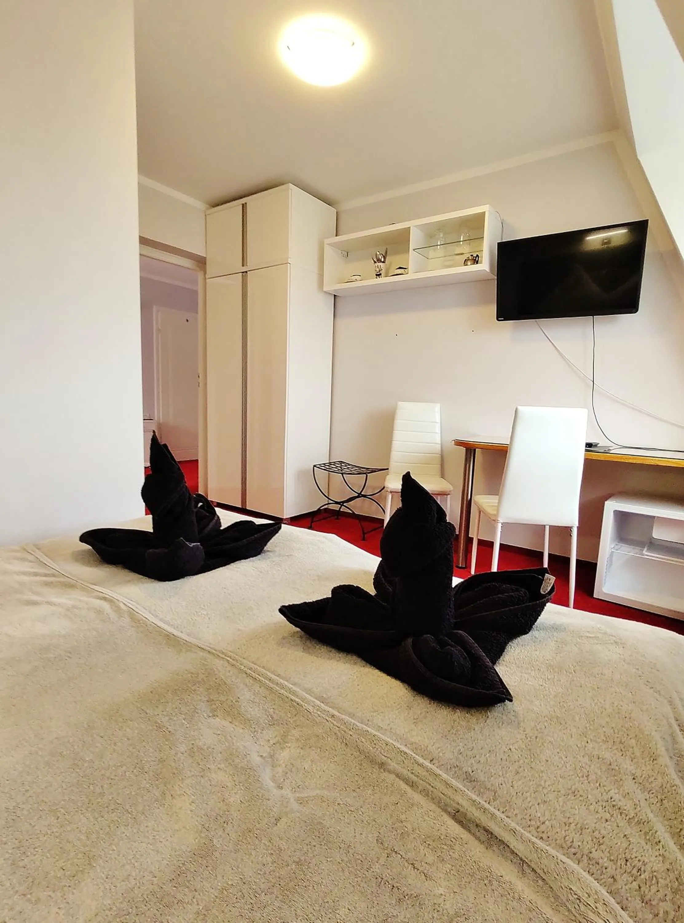 Photo of the whole room, Bed in Willa Cyklada, grill, śniadania, jezioro,przystań,tawerna-200m, park linowy-400m, centrum,aquapark-900m