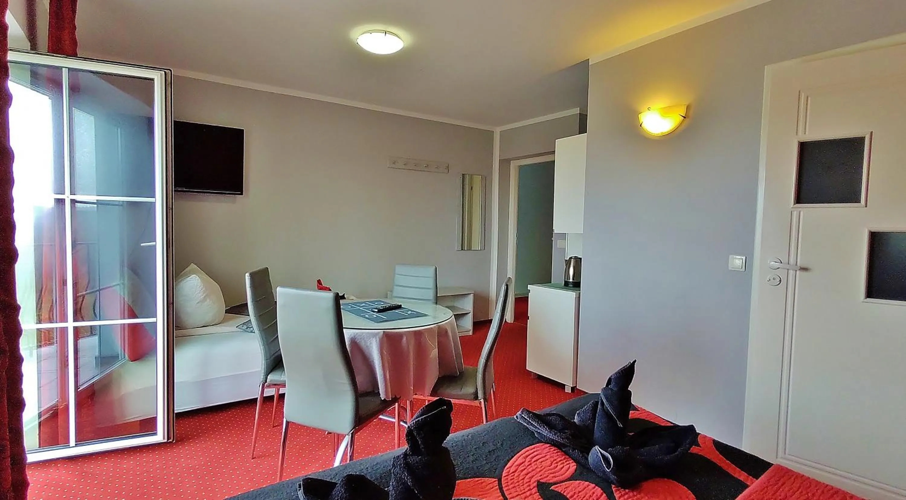 Photo of the whole room in Willa Cyklada, grill, śniadania, jezioro,przystań,tawerna-200m, park linowy-400m, centrum,aquapark-900m