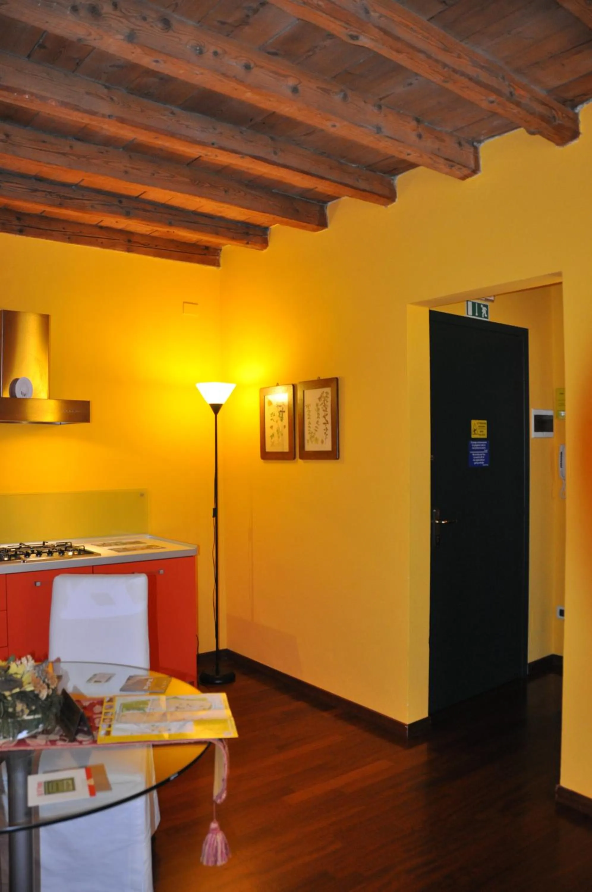 Kitchen or kitchenette in Piazza Nova Guest House