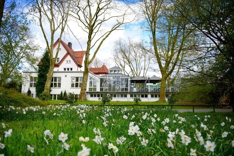 Property building in Parkhotel Herne