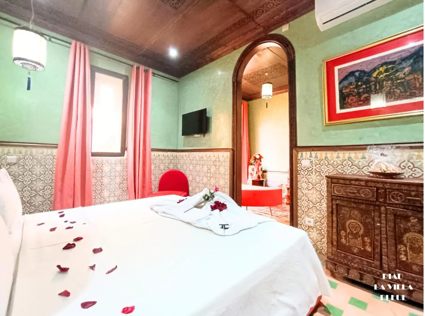 Bed in Riad la villa bleue & SPA