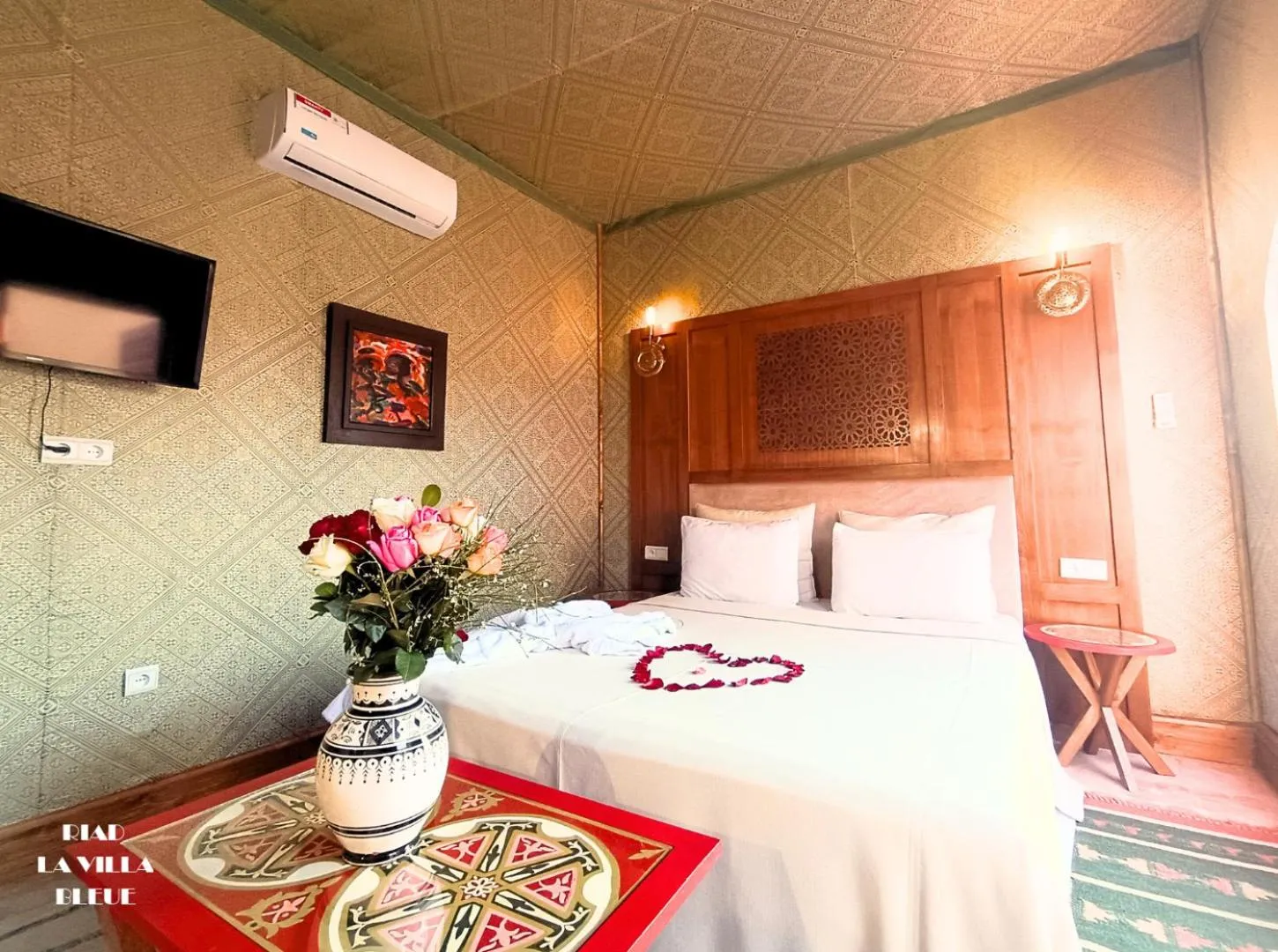 Bed in Riad la villa bleue & SPA