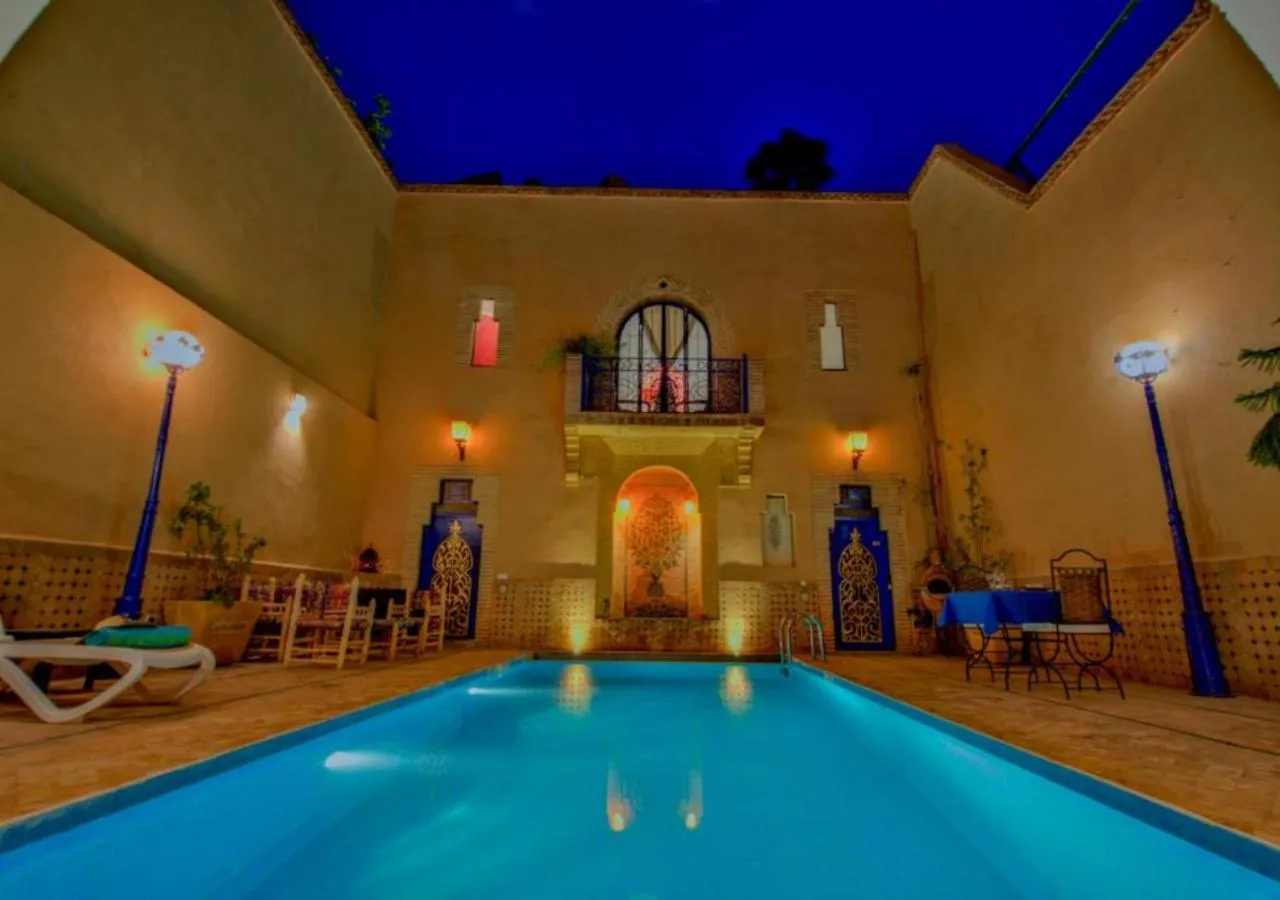 Swimming Pool in Riad la villa bleue & SPA