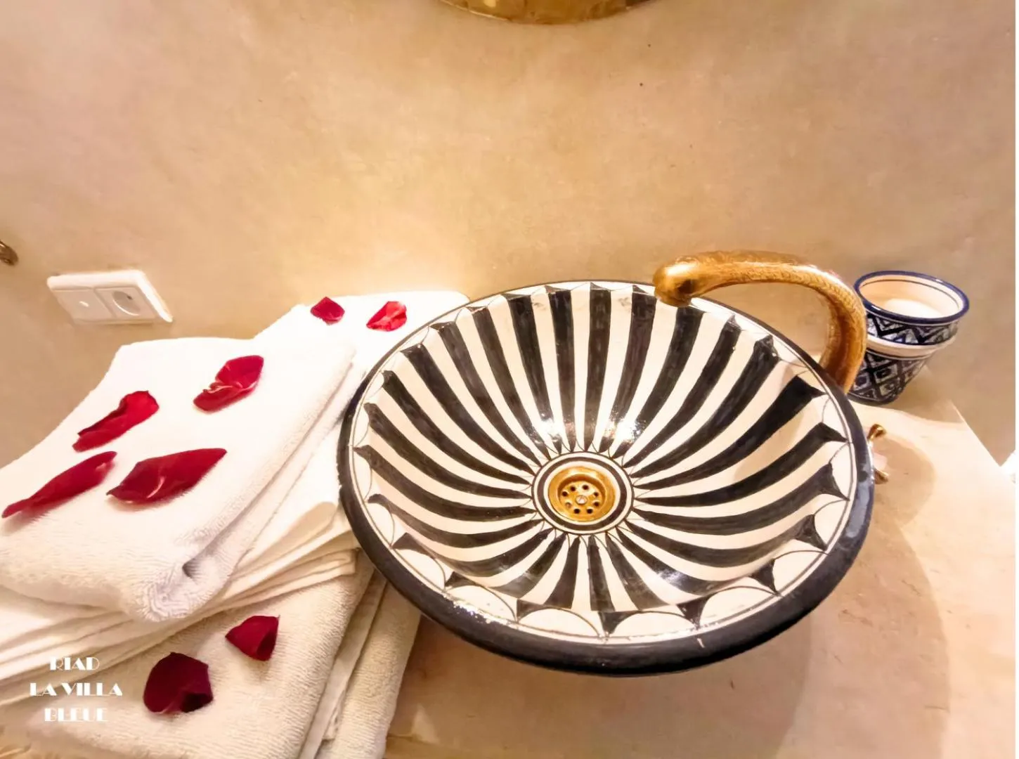 Riad la villa bleue & SPA