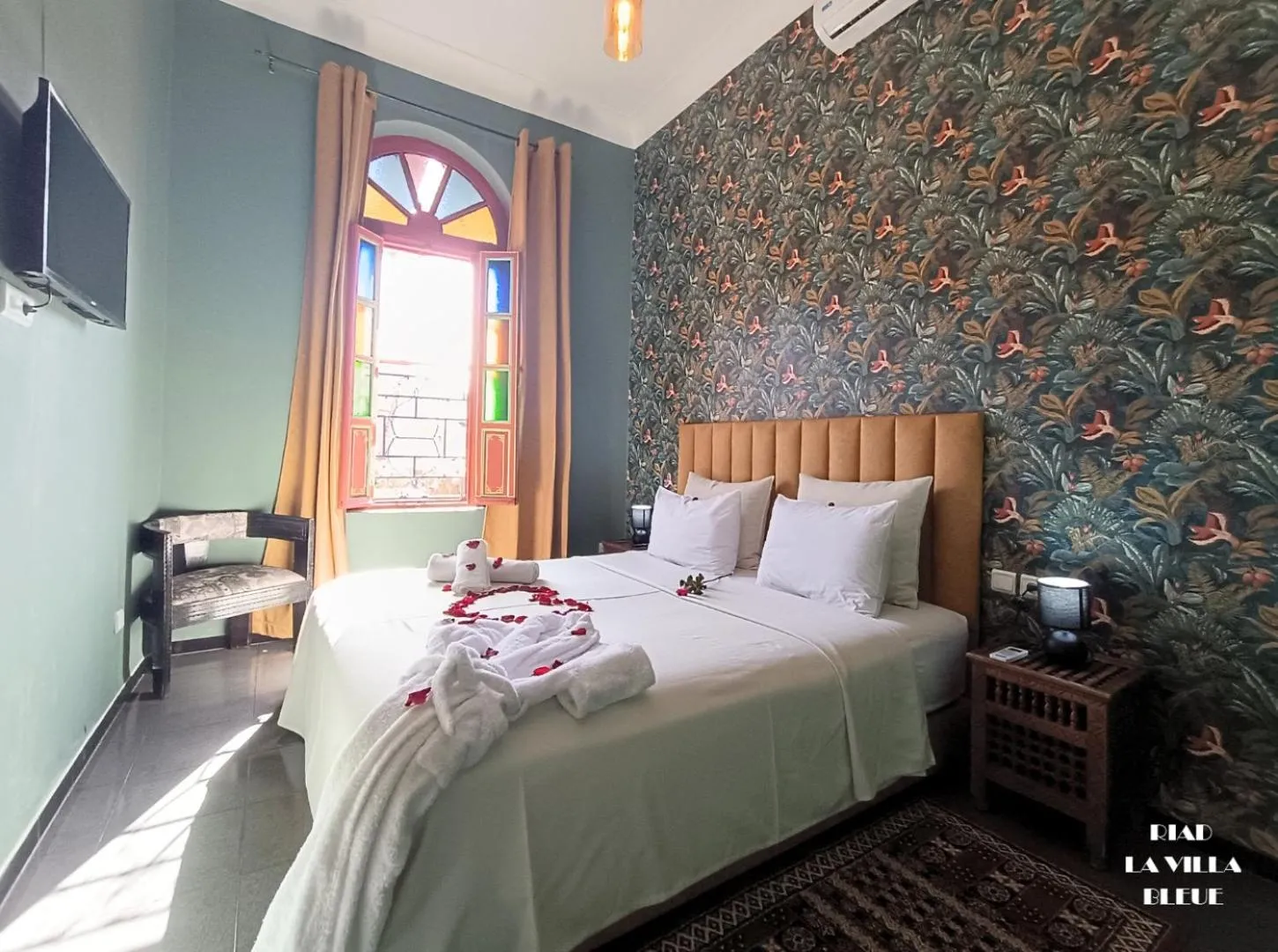 Bed in Riad la villa bleue & SPA