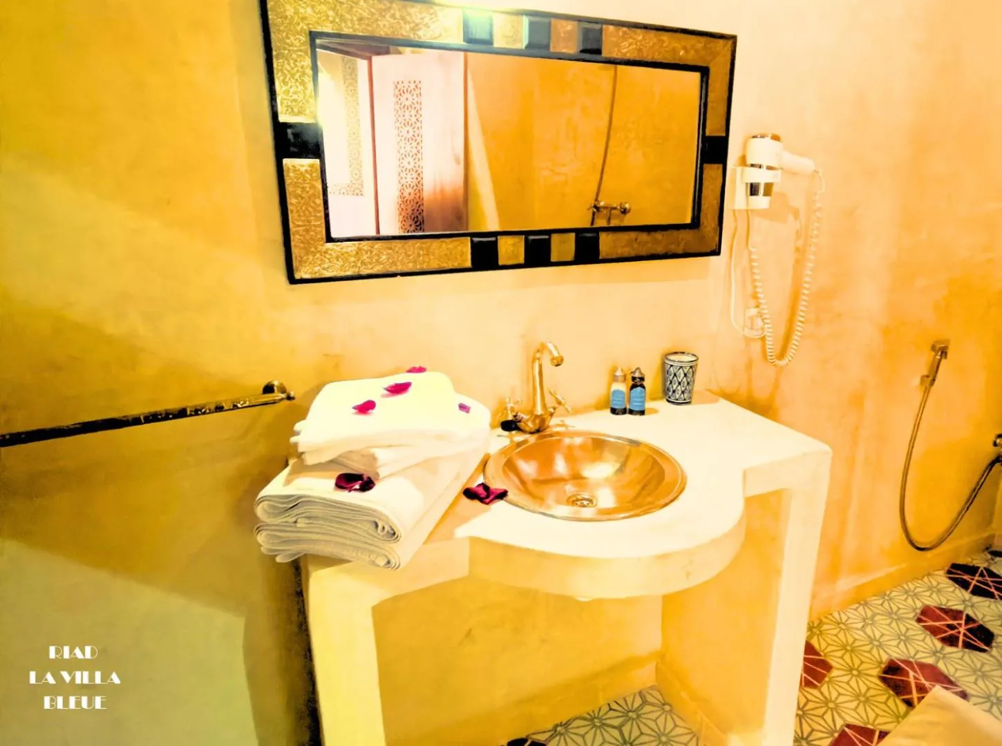 Riad la villa bleue & SPA