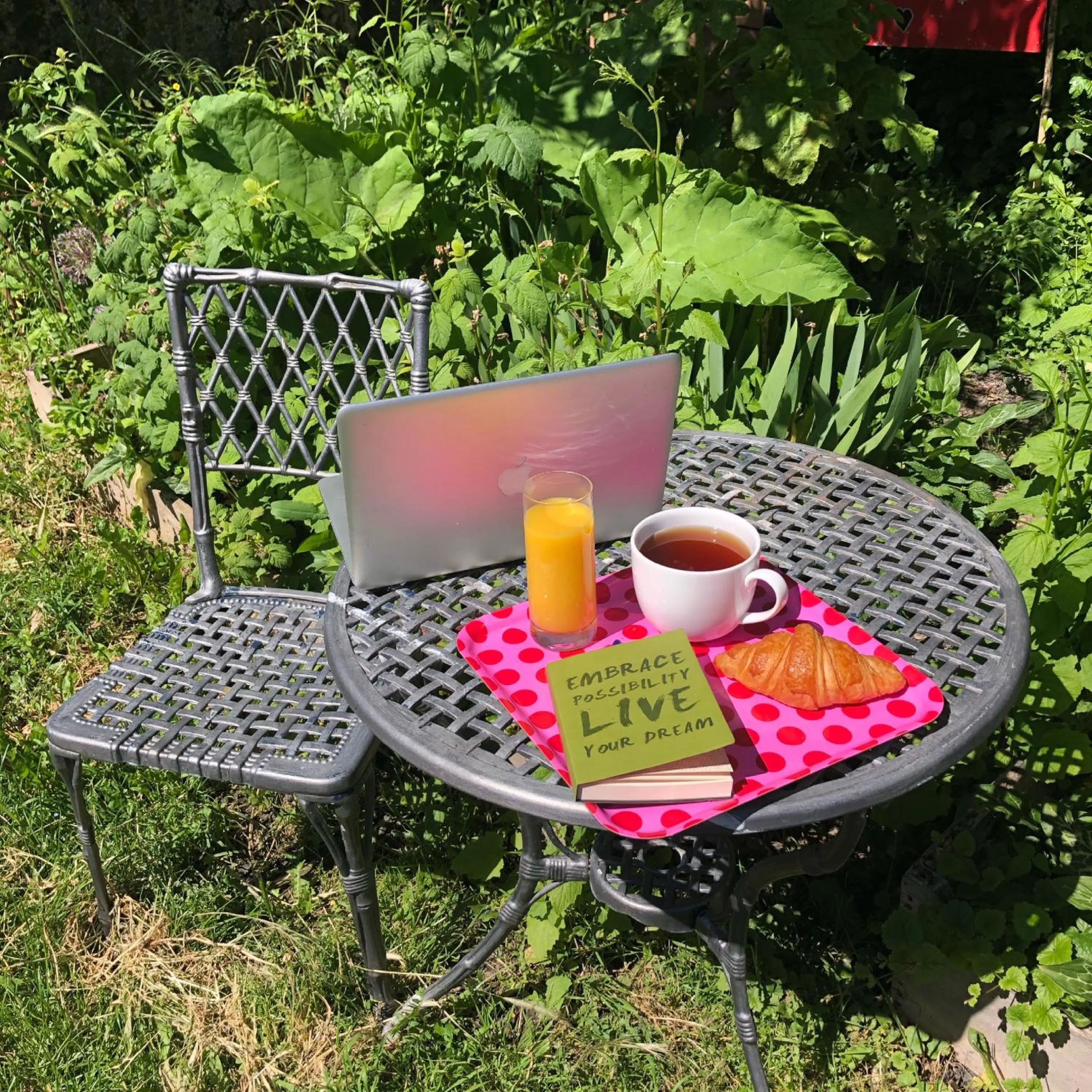 Garden in Chambres d Hôtes Les Filles Tresy