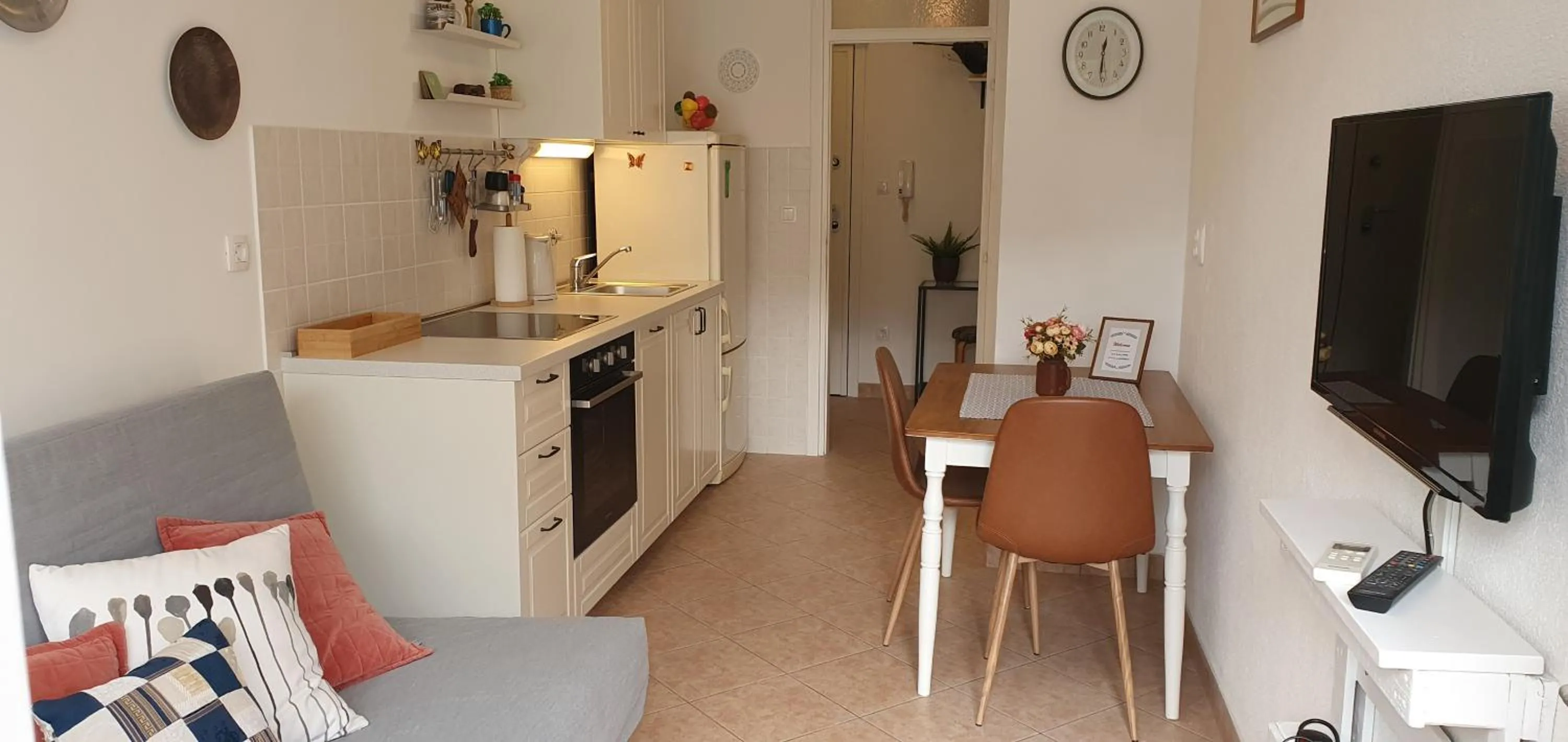 Kitchen or kitchenette in Apartment Romana with a spacious terrace