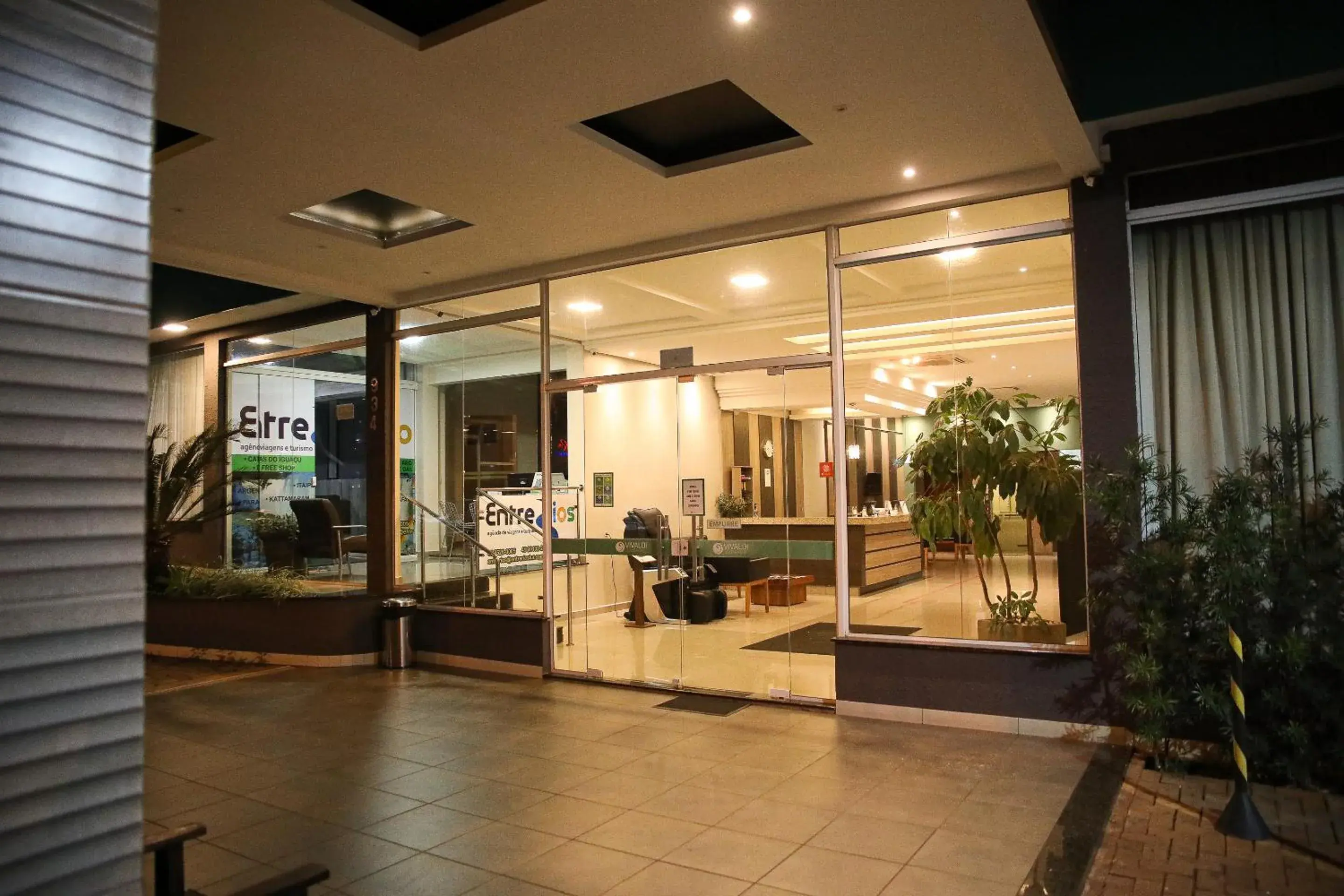 Facade/entrance in Rede Andrade Vivaldi Facade/entrance in Rede Andrade Vivaldi