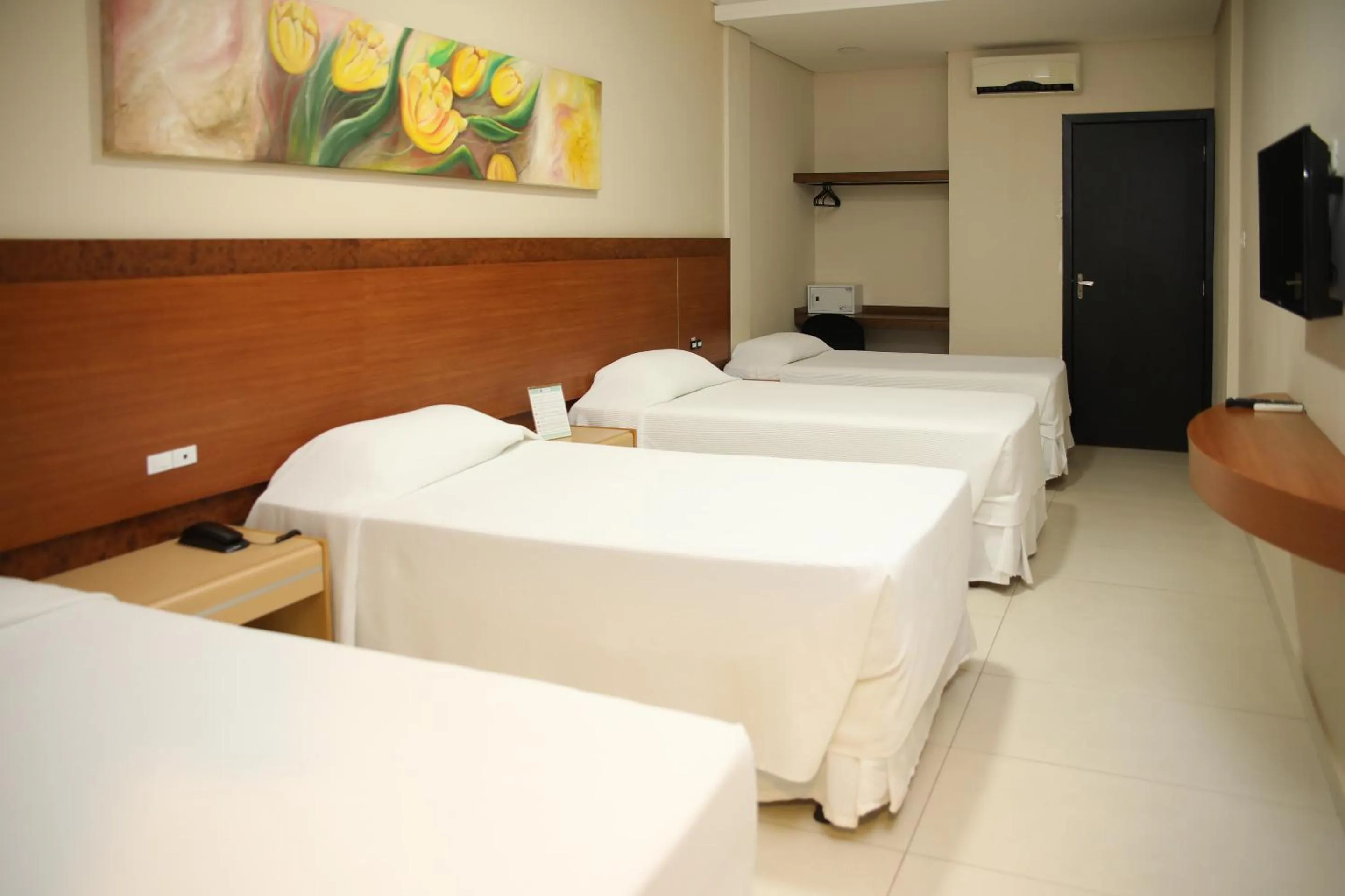 Bedroom, Bed in Rede Andrade Vivaldi