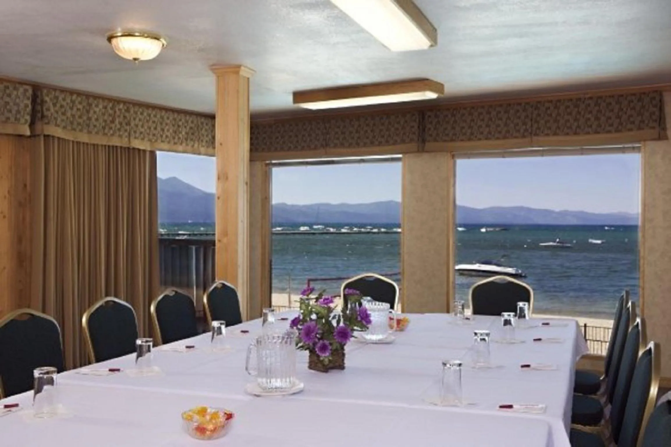 Banquet/Function facilities in Tahoe Lakeshore Lodge & Spa