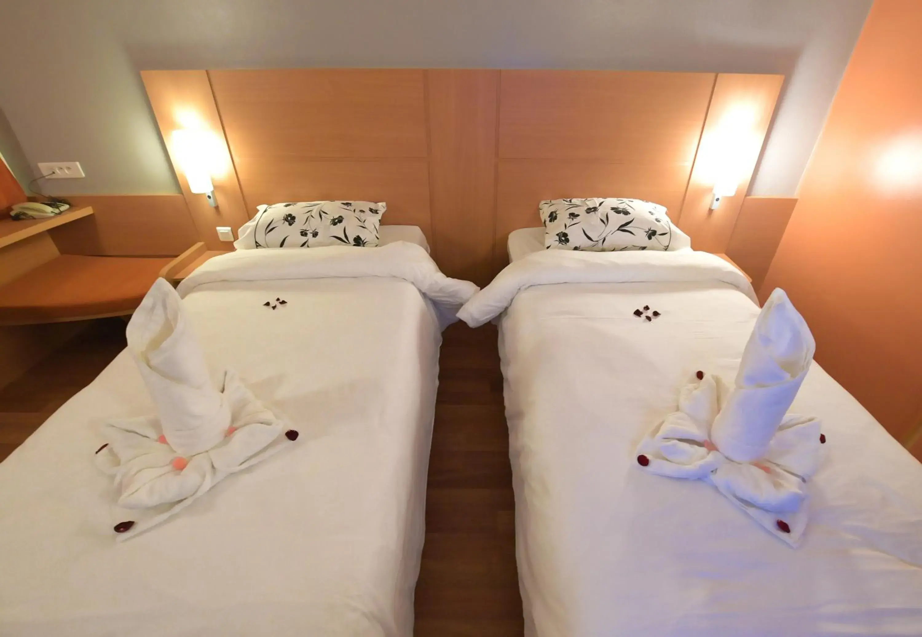 Twin Room in Senator Hotel Tanger Twin Room in Senator Hotel Tanger