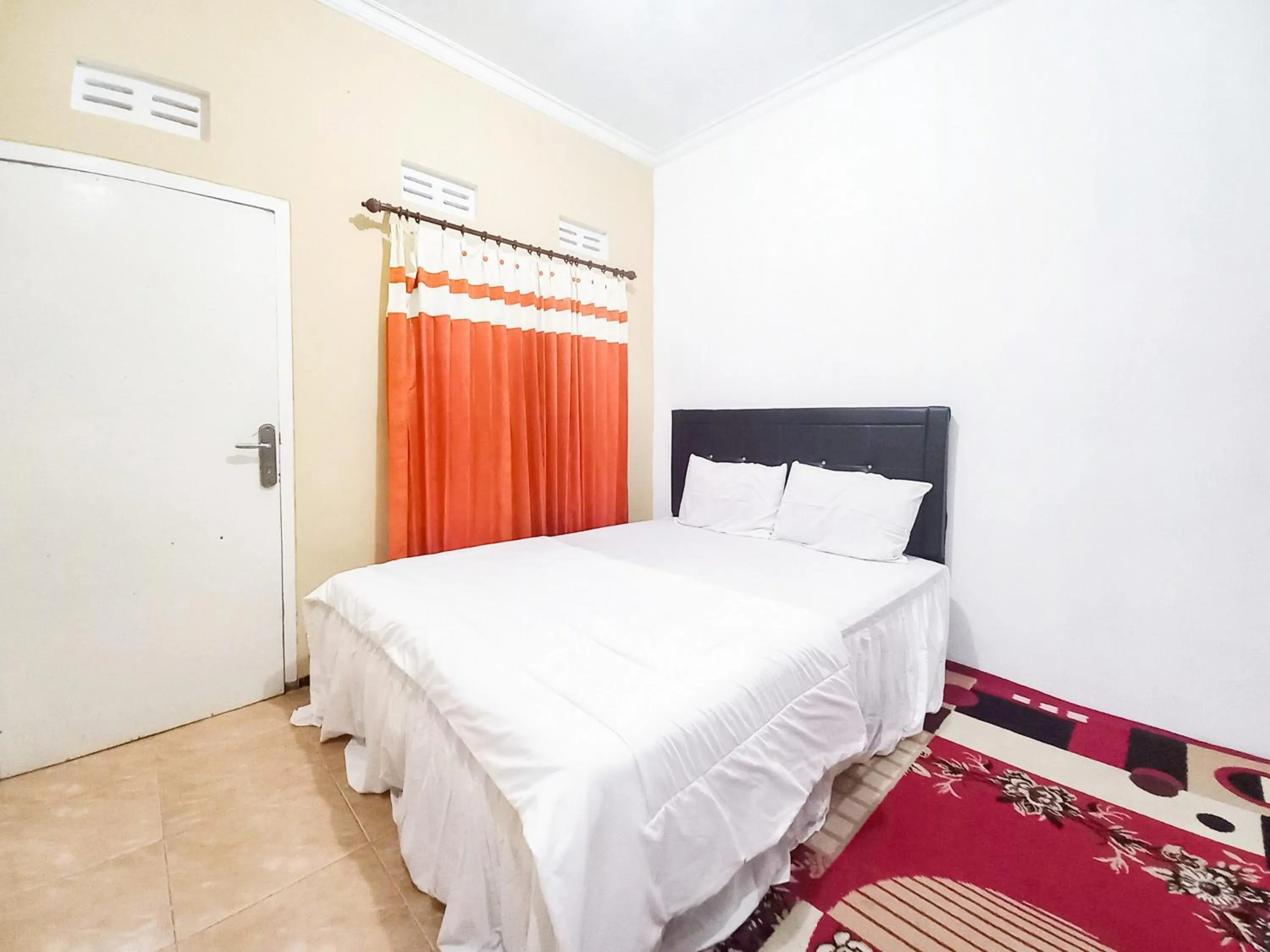 Bedroom, Bed in Lancar Homestay Syariah near BNS Mitra RedDoorz