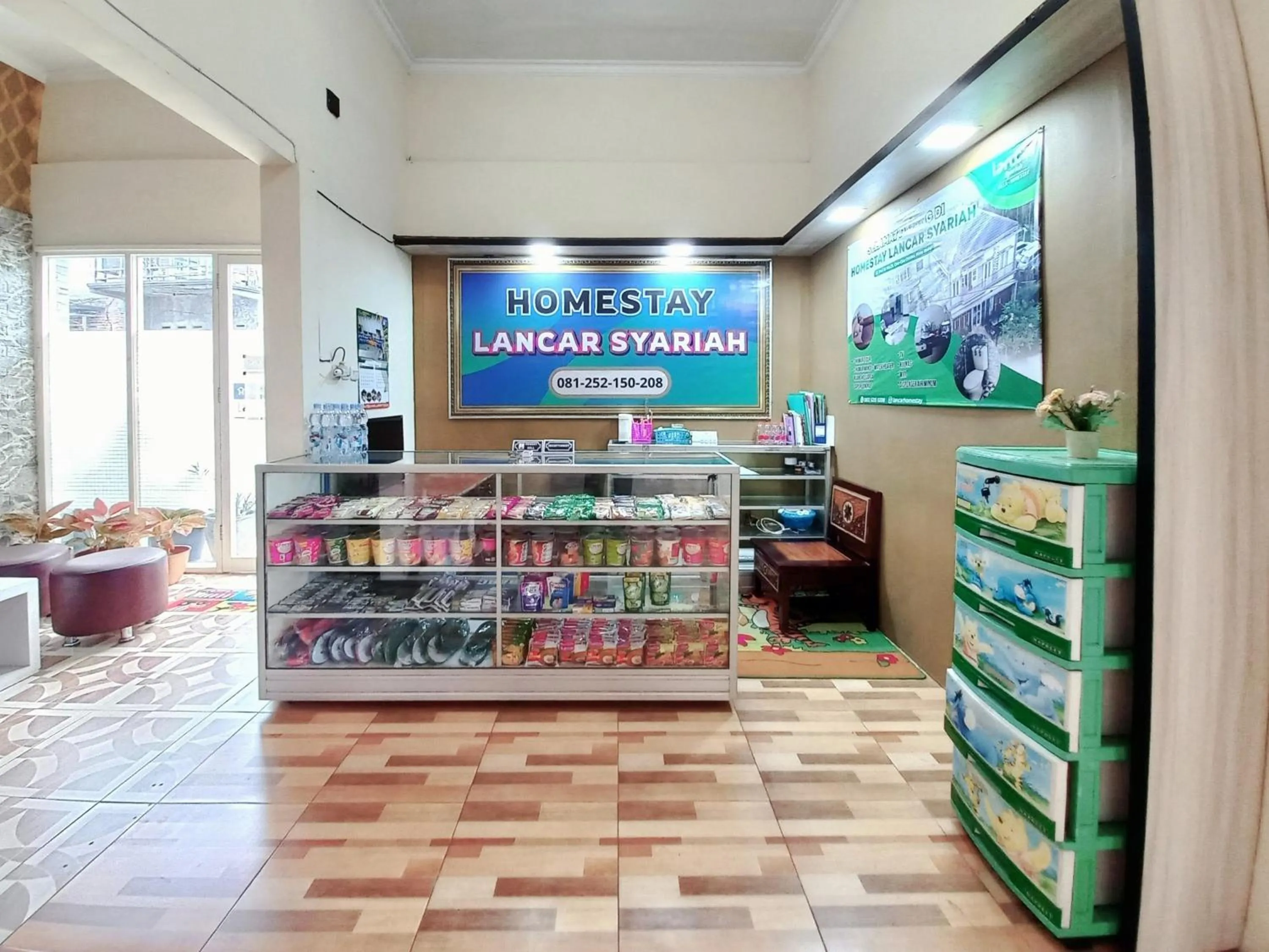 Restaurant/places to eat in Lancar Homestay Syariah near BNS Mitra RedDoorz