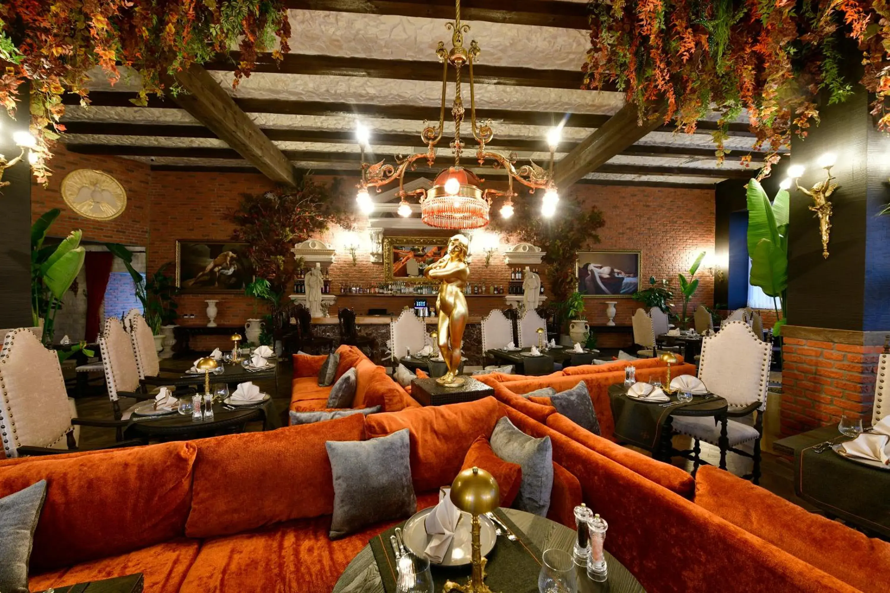 Restaurant/places to eat in Sacred Mansion Restaurant/places to eat in Sacred Mansion