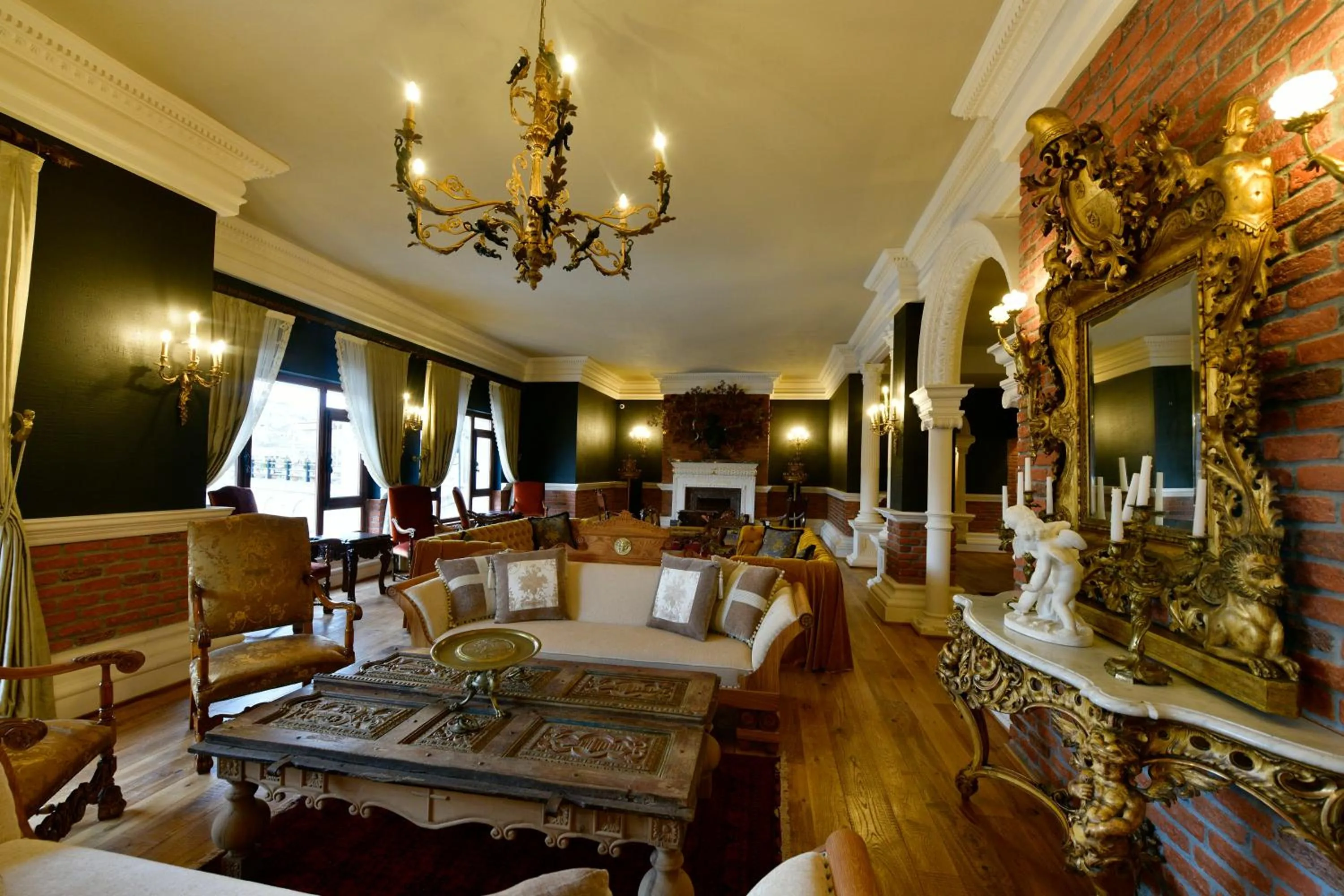 Lobby or reception in Sacred Mansion