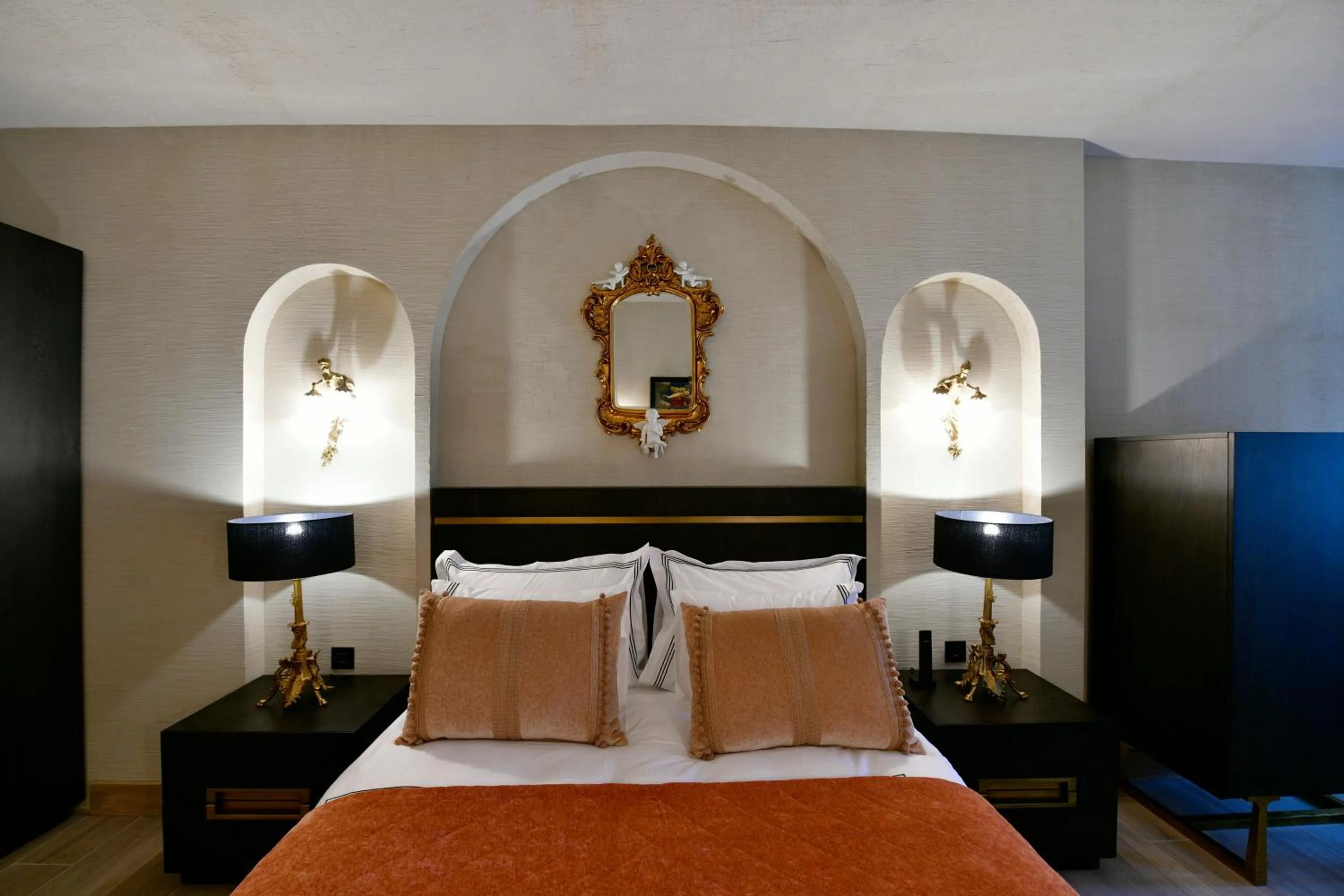 Bed in Sacred Mansion