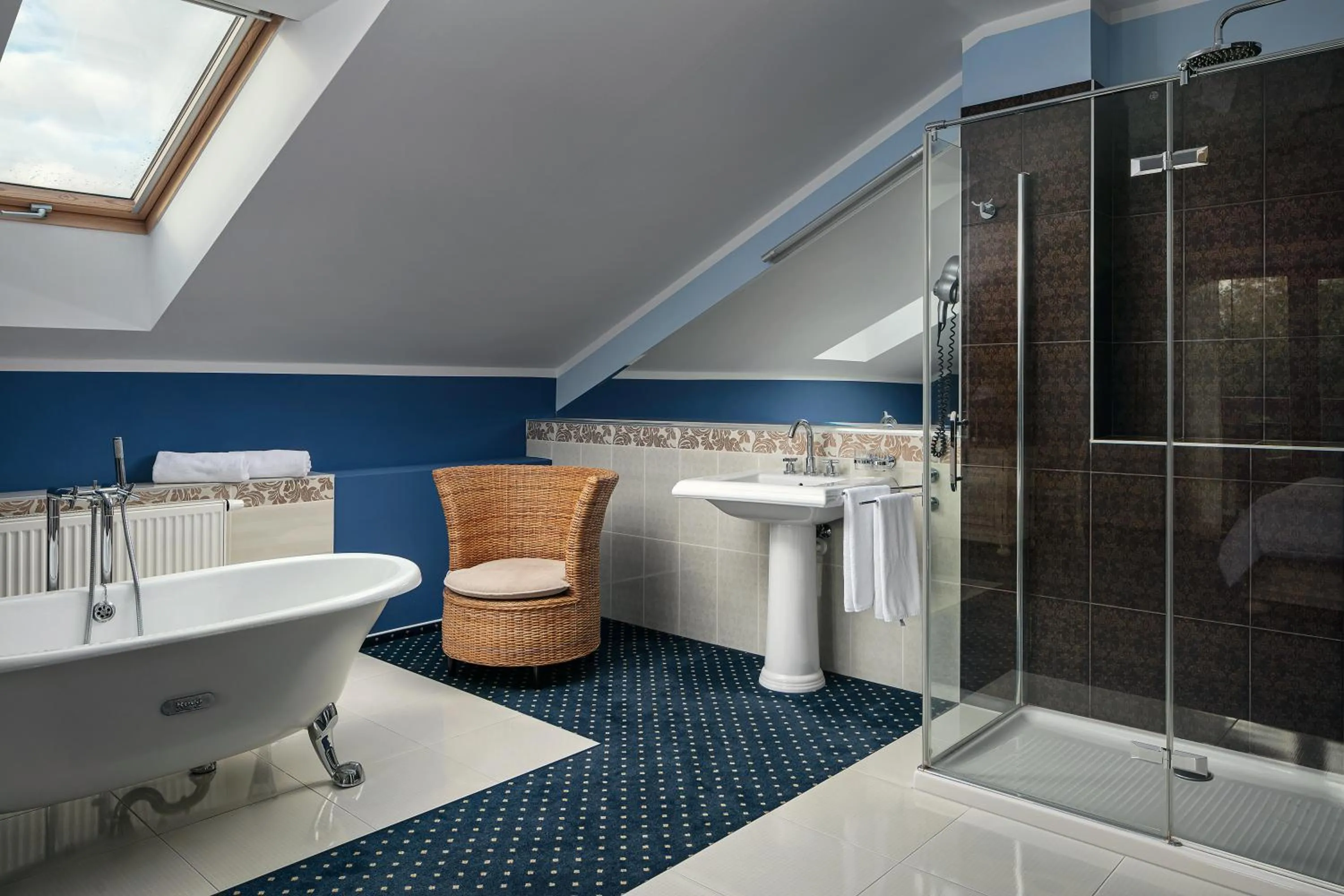 Shower in Golf & Spa Kunětická Hora