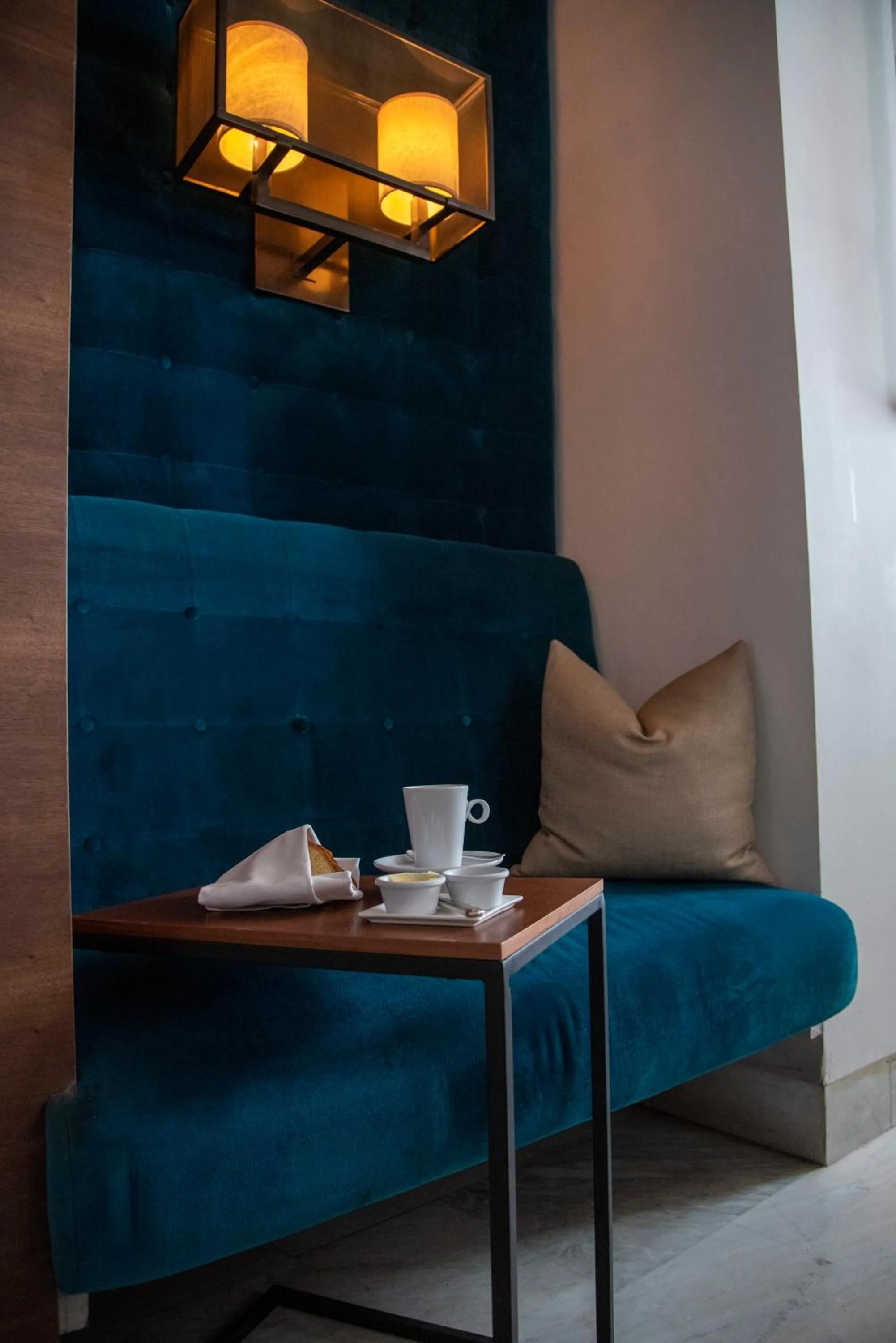 Lounge or bar in Hotel Matilda, a Member of Design Hotels