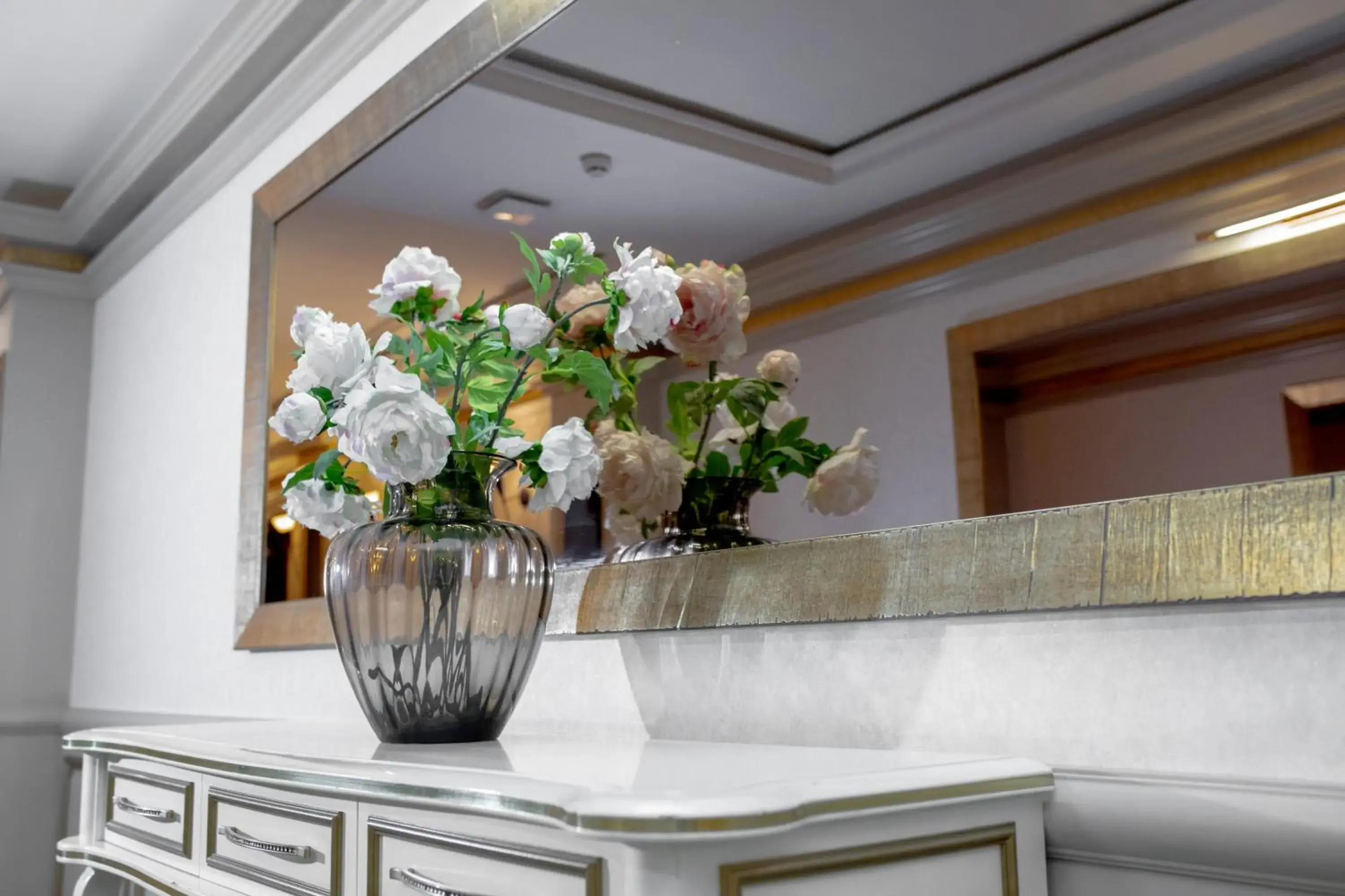 Lobby or reception in Sapphire Hotel Lobby or reception in Sapphire Hotel