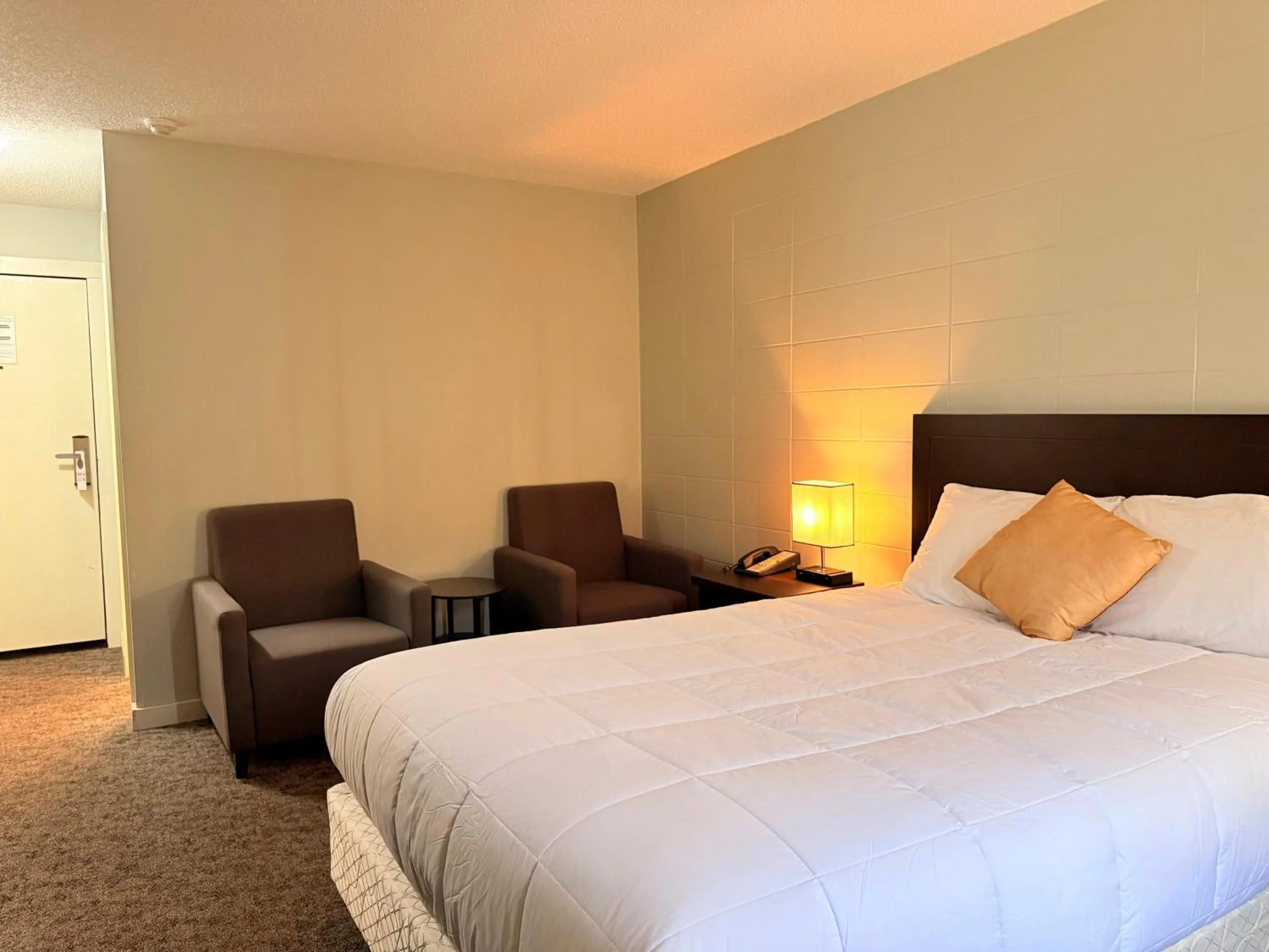 Bed in Capri Motor Inn