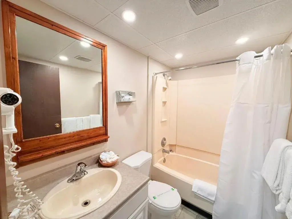 Standard Double Room with Two Double Beds in Capri Motor Inn Standard Double Room with Two Double Beds in Capri Motor Inn