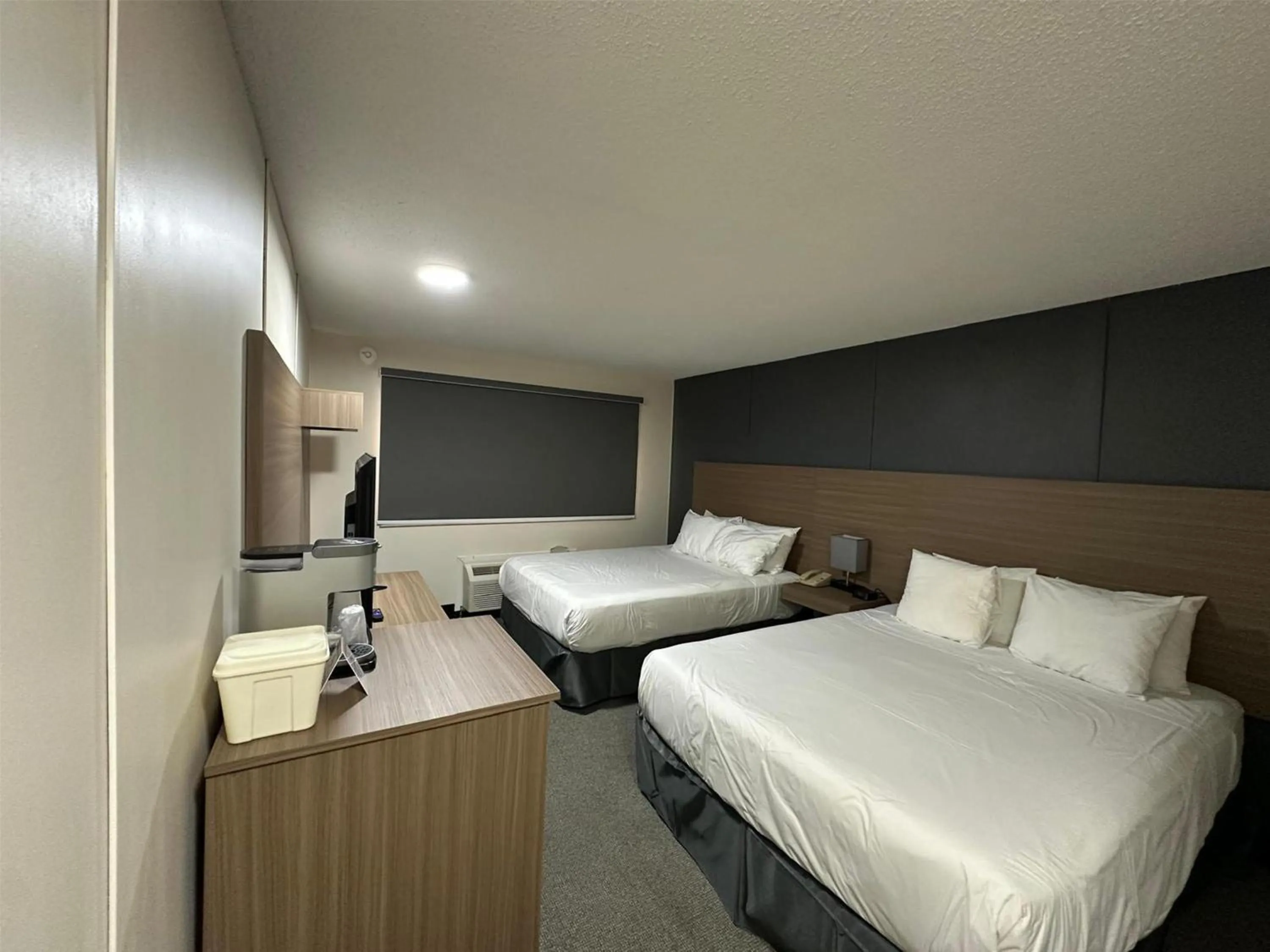 Bedroom, Bed in SureStay by Best Western Smithers