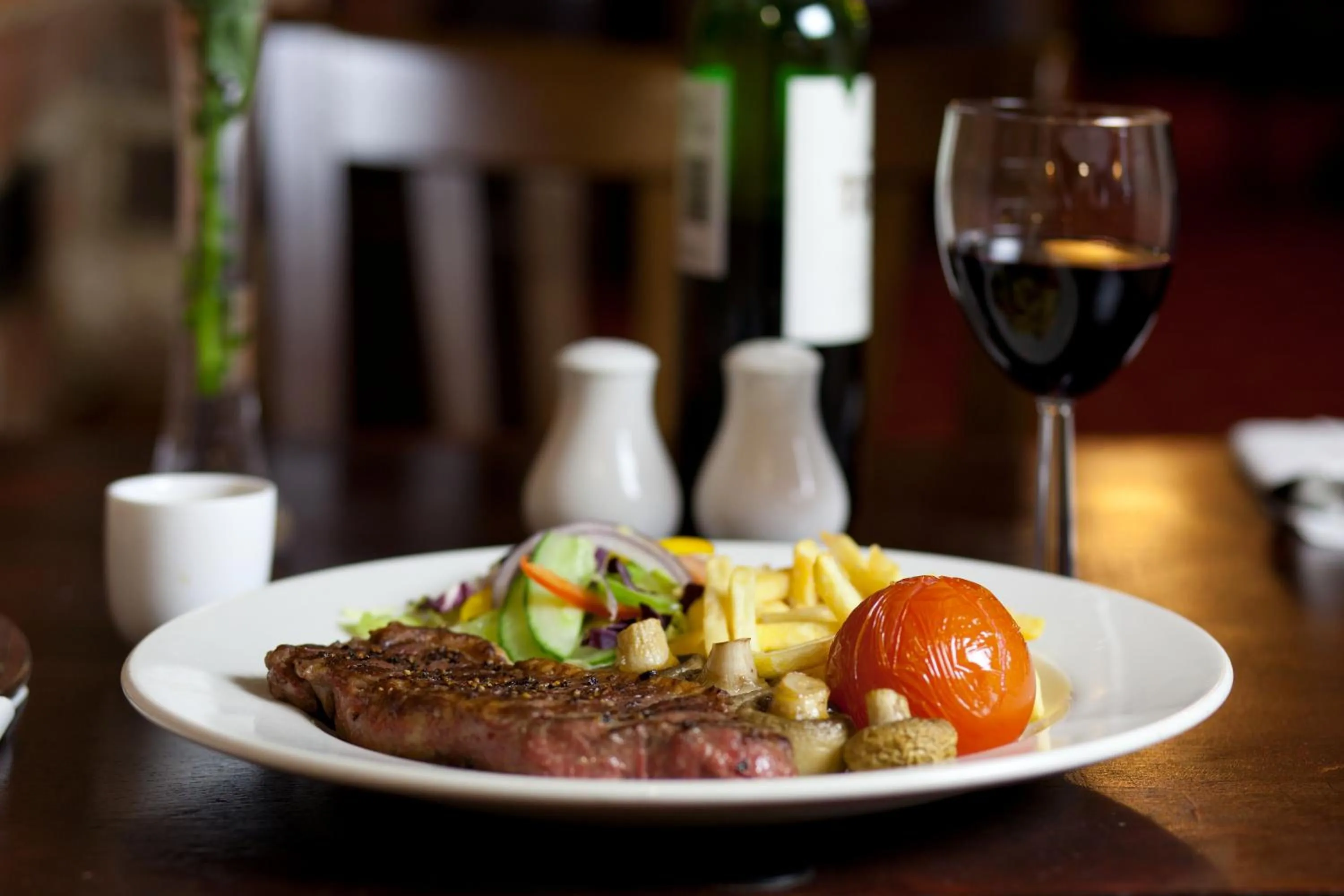 Restaurant/places to eat in The Angel Hotel