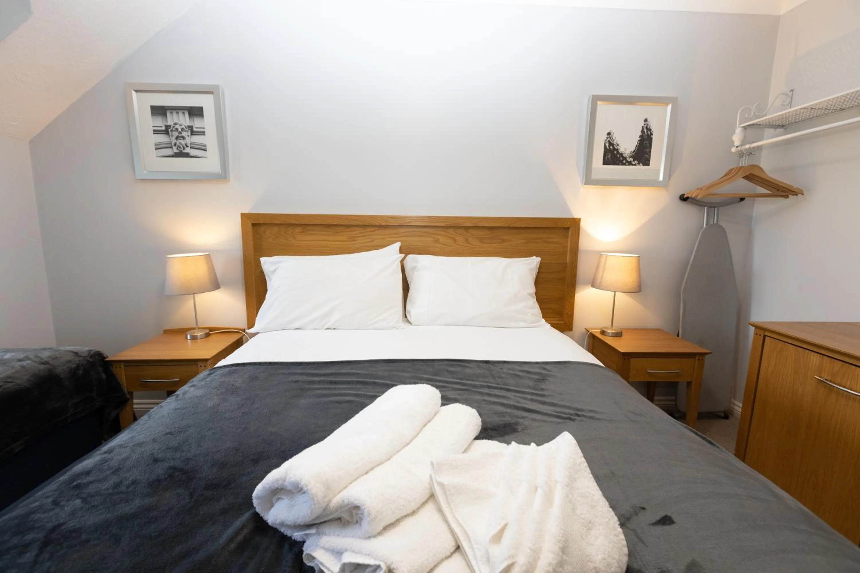 Family, Bed in The Angel Hotel