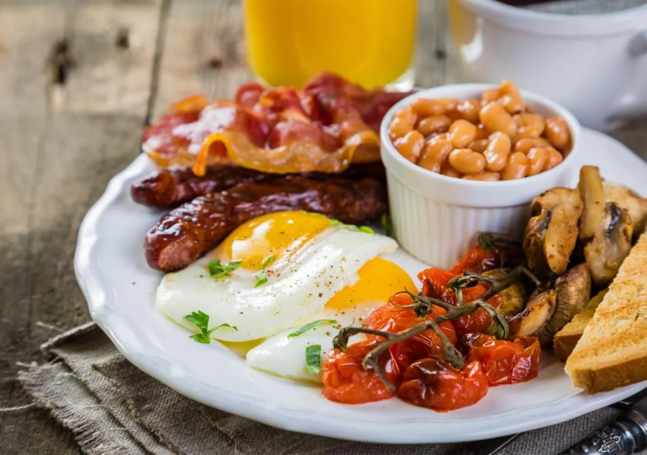 Breakfast in The Angel Hotel