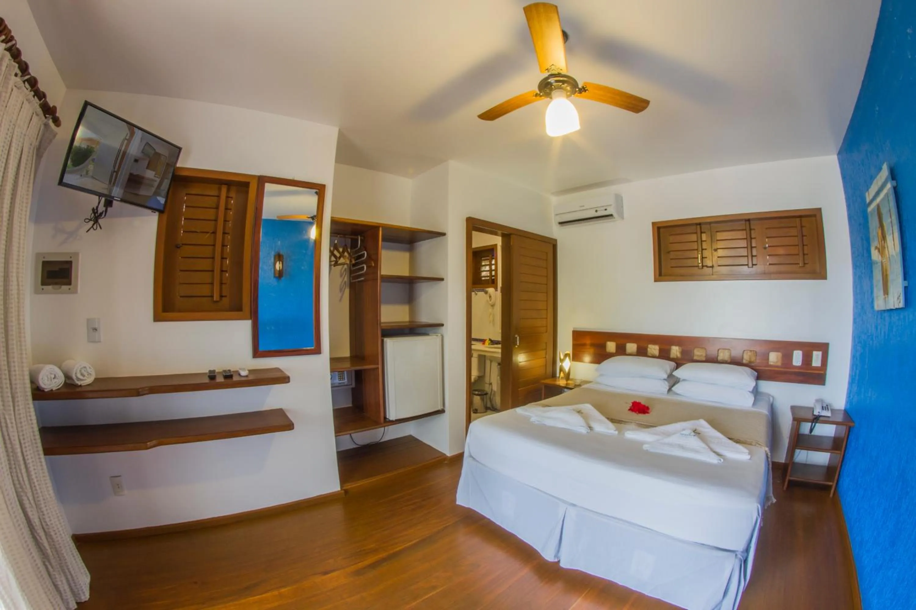 Photo of the whole room, Bed in Pousada Windjeri