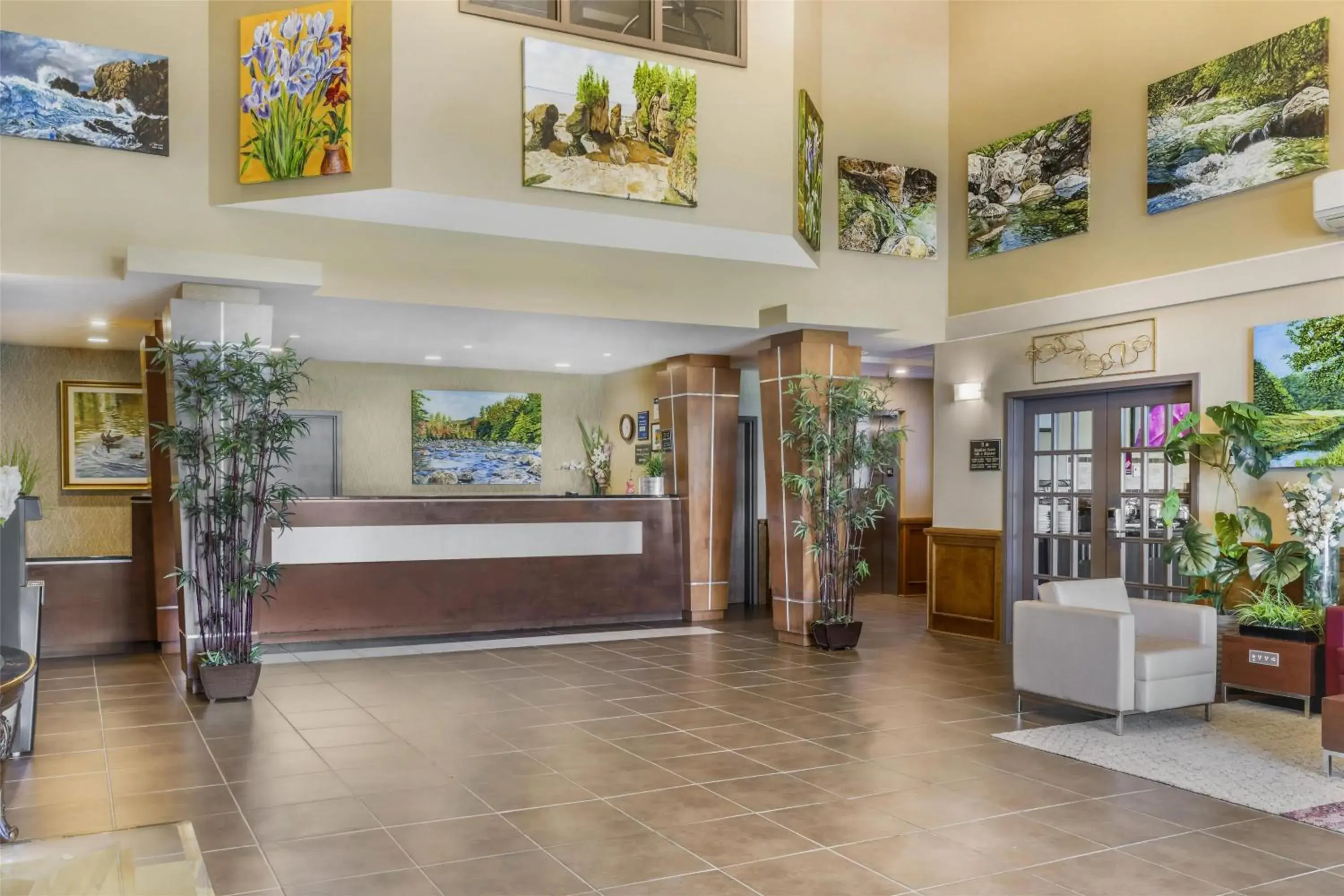Lobby or reception in BEST WESTERN PLUS Saint John Hotel & Suites Lobby or reception in BEST WESTERN PLUS Saint John Hotel & Suites