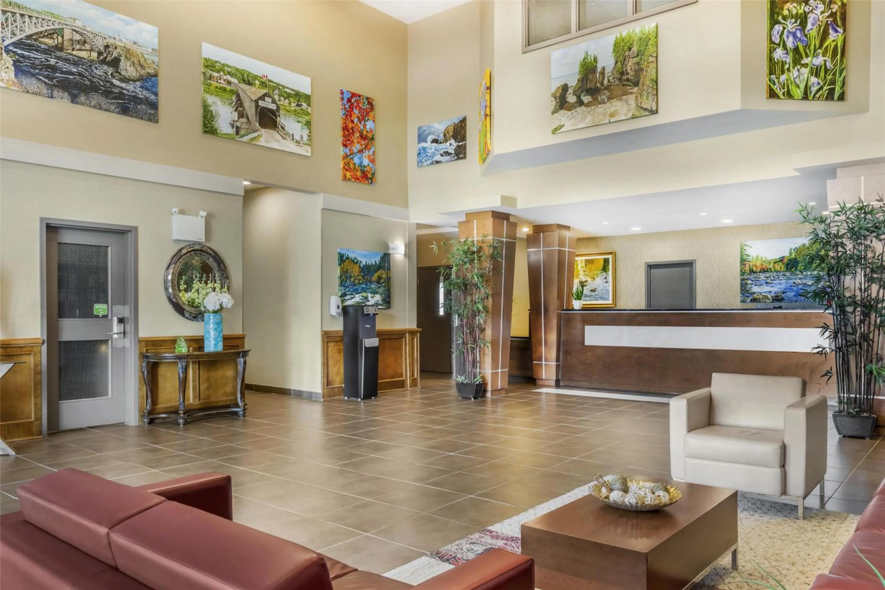 Lobby or reception in BEST WESTERN PLUS Saint John Hotel & Suites
